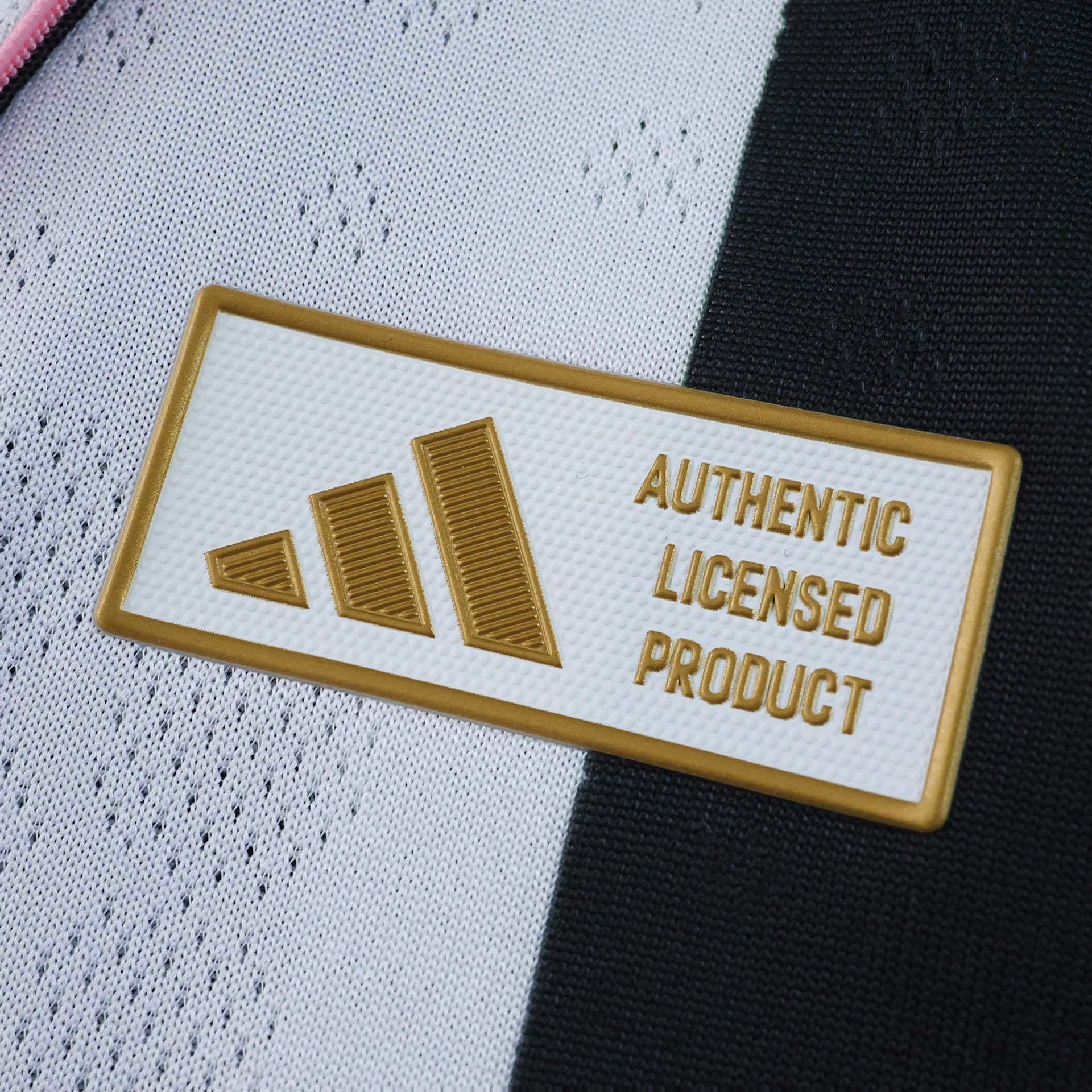 Camisola principal Juventus 25/26 - Versão jogador 9