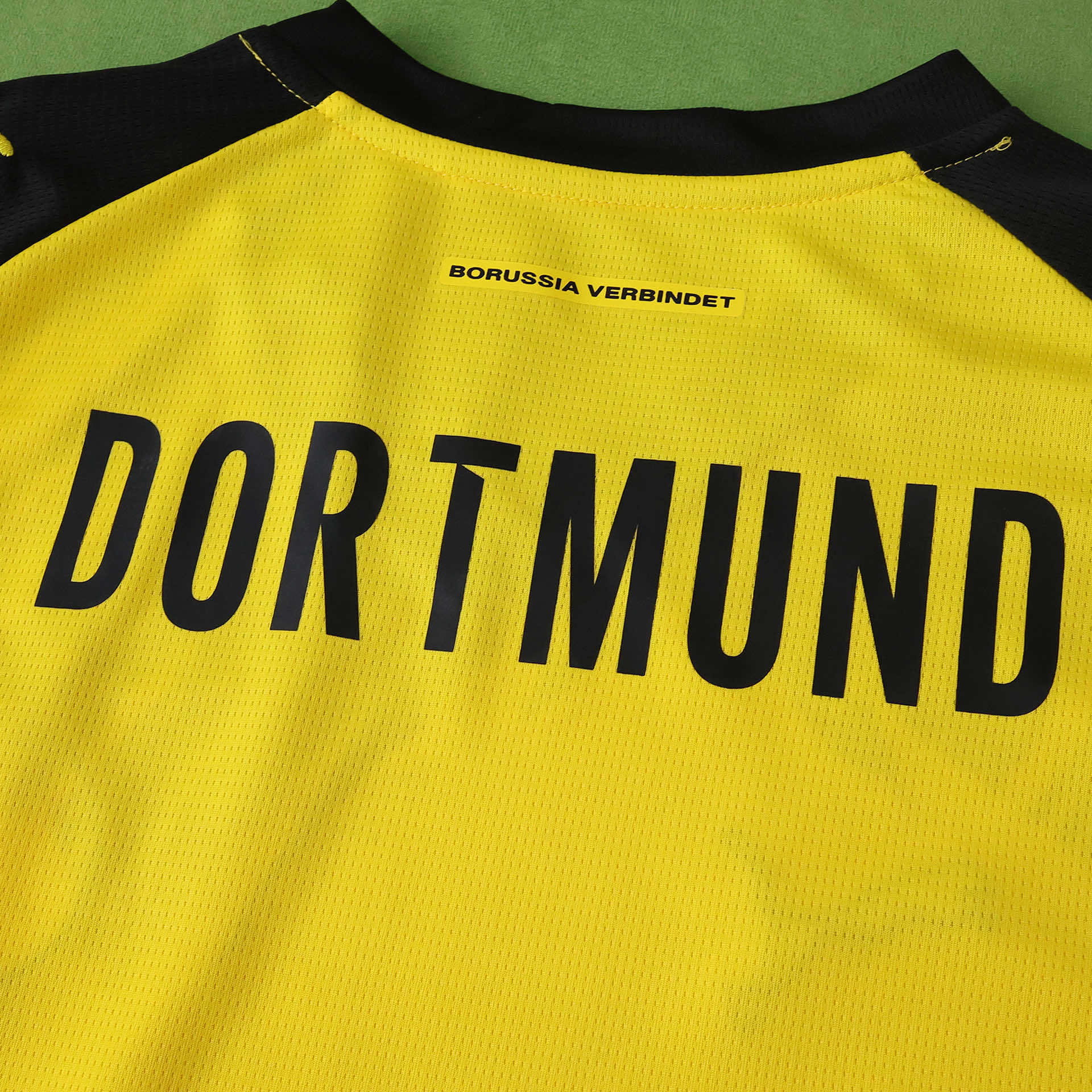 Camisola Principal Borussia Dortmund 25/26 - Versão adepto 10