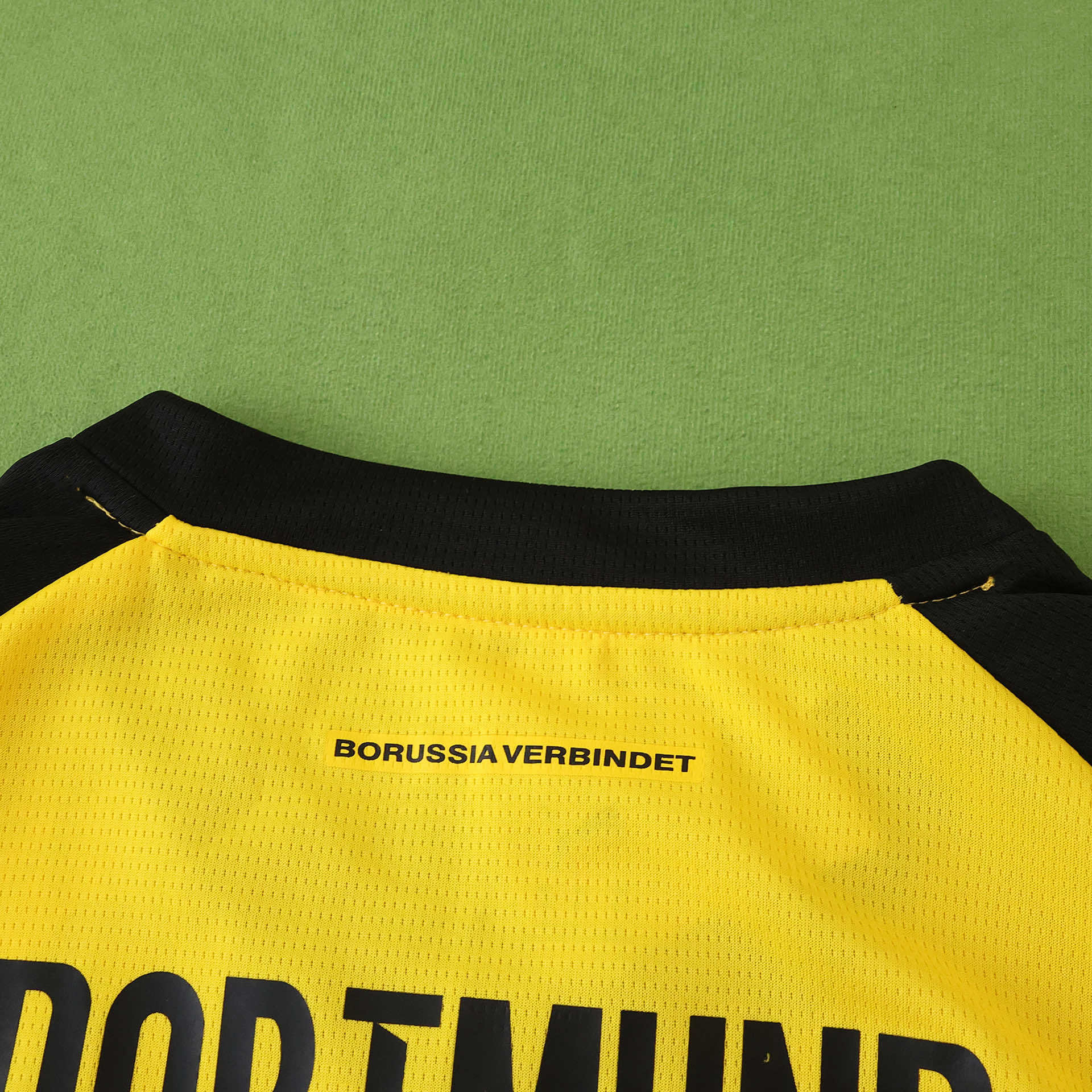 Kit Criança Borussia Dortmund principal 25/26 12