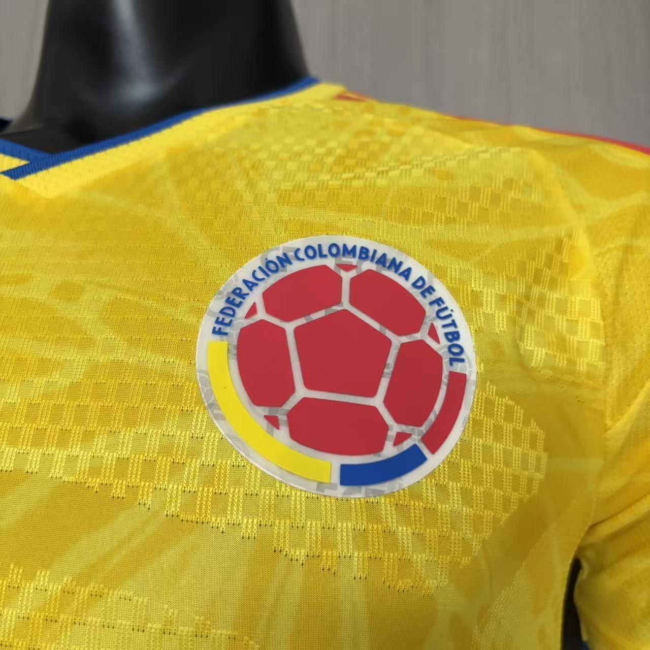 Camisola Principal Colombia Mundial 2026 - Versão Jogador 3