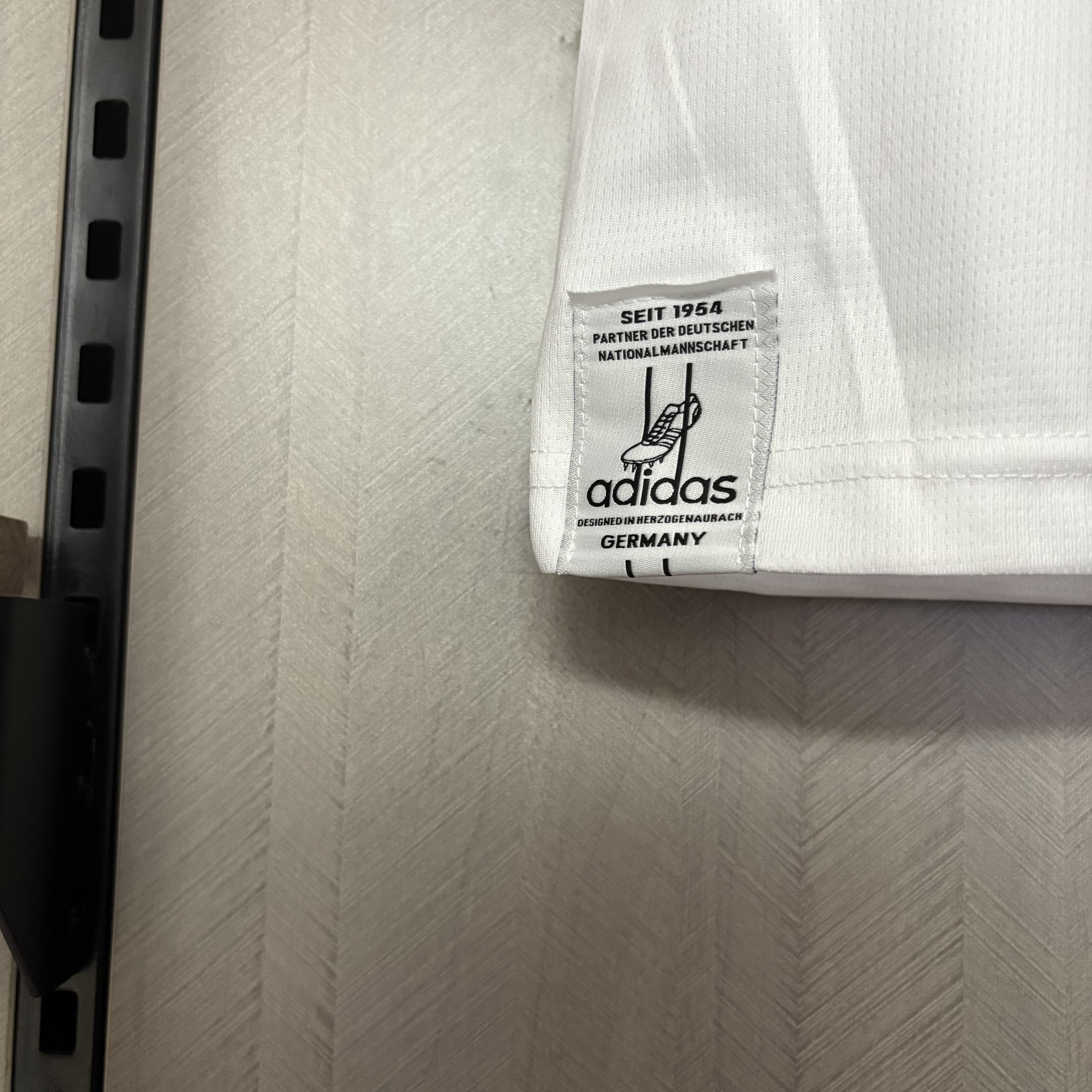 Camisola Principal Alemanha Mundial 2026 - Versão adepto 9