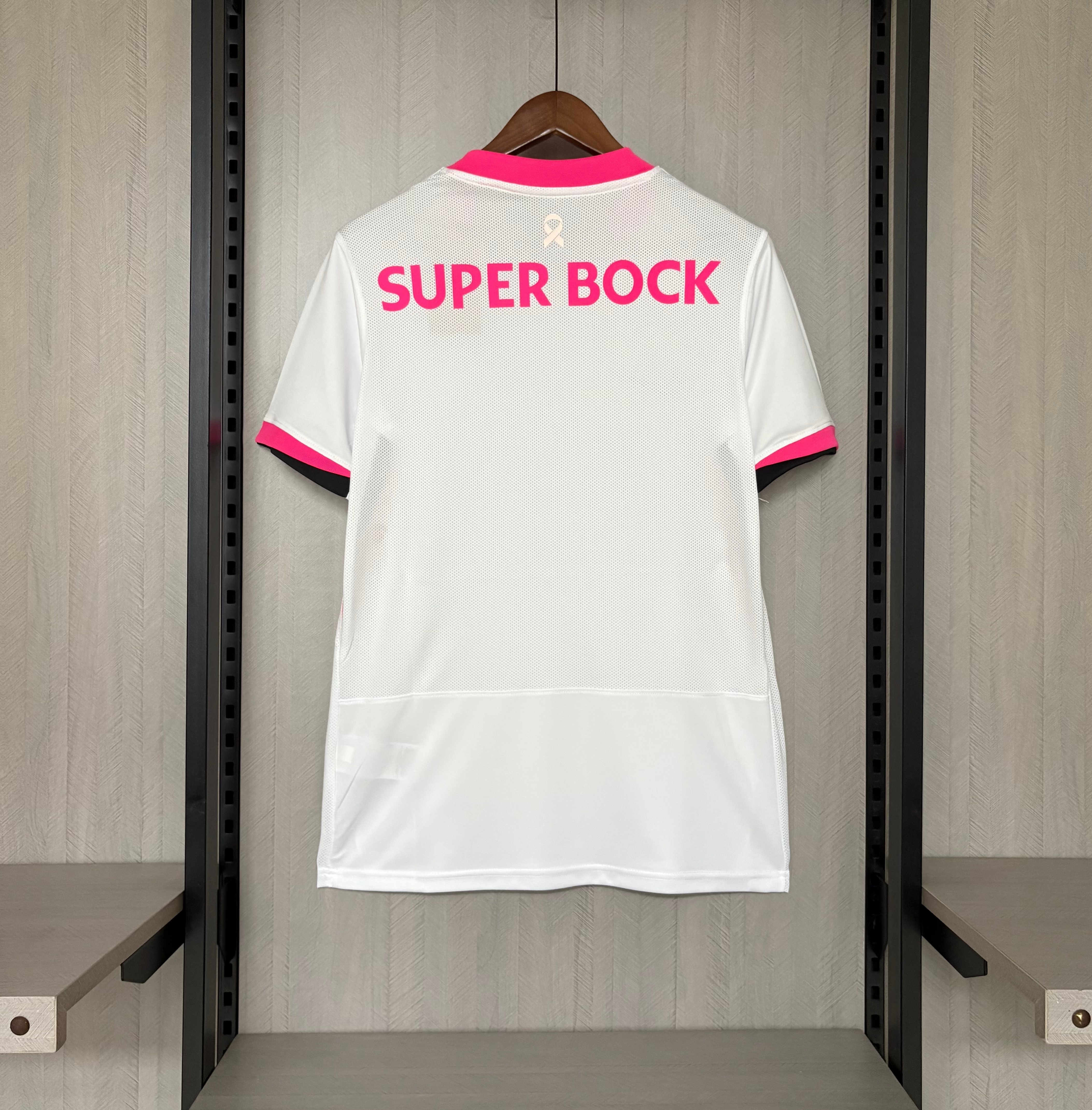 Camisola Sporting CP Pink October 25/26  - Versão adepto 2