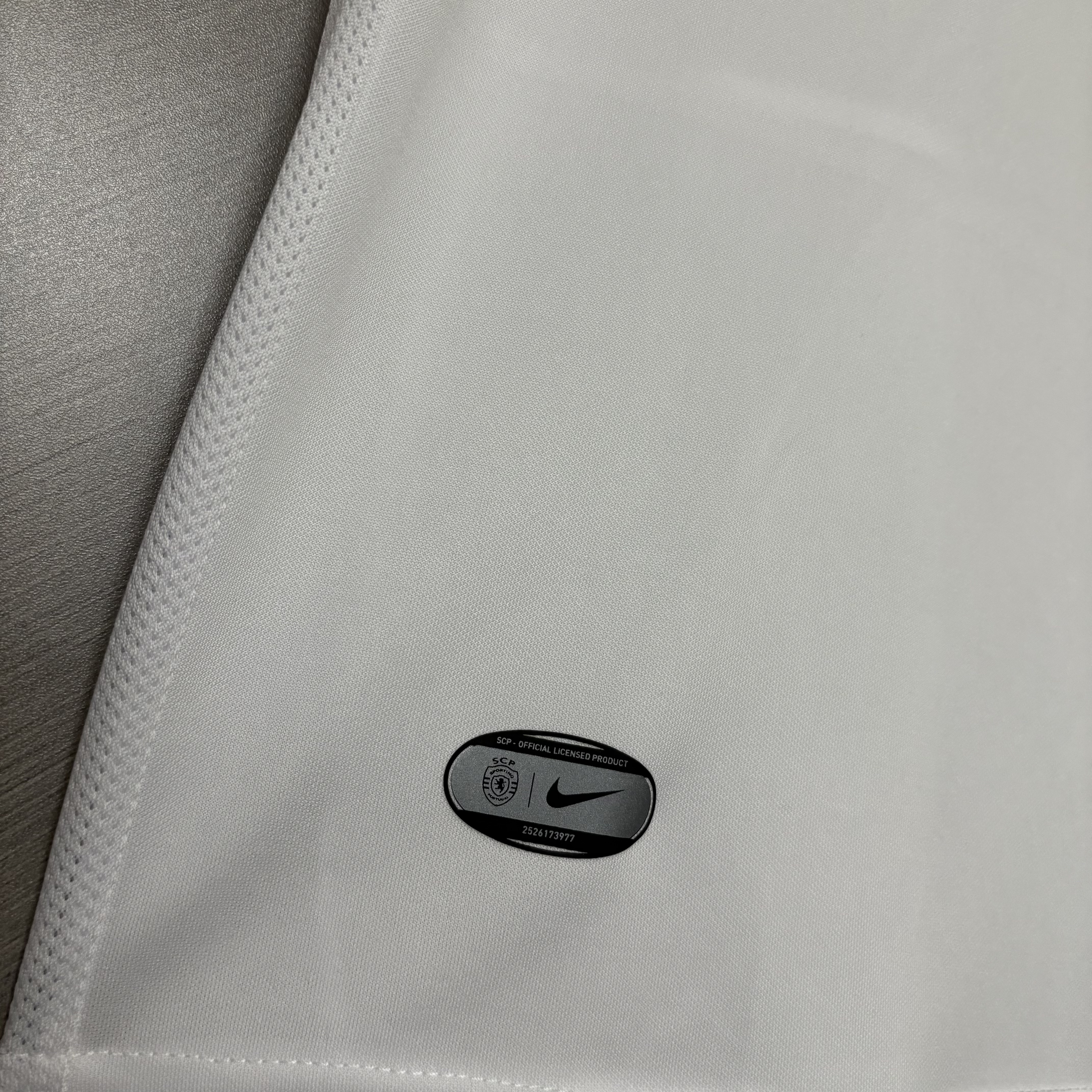 Camisola Sporting CP Pink October 25/26  - Versão adepto 8