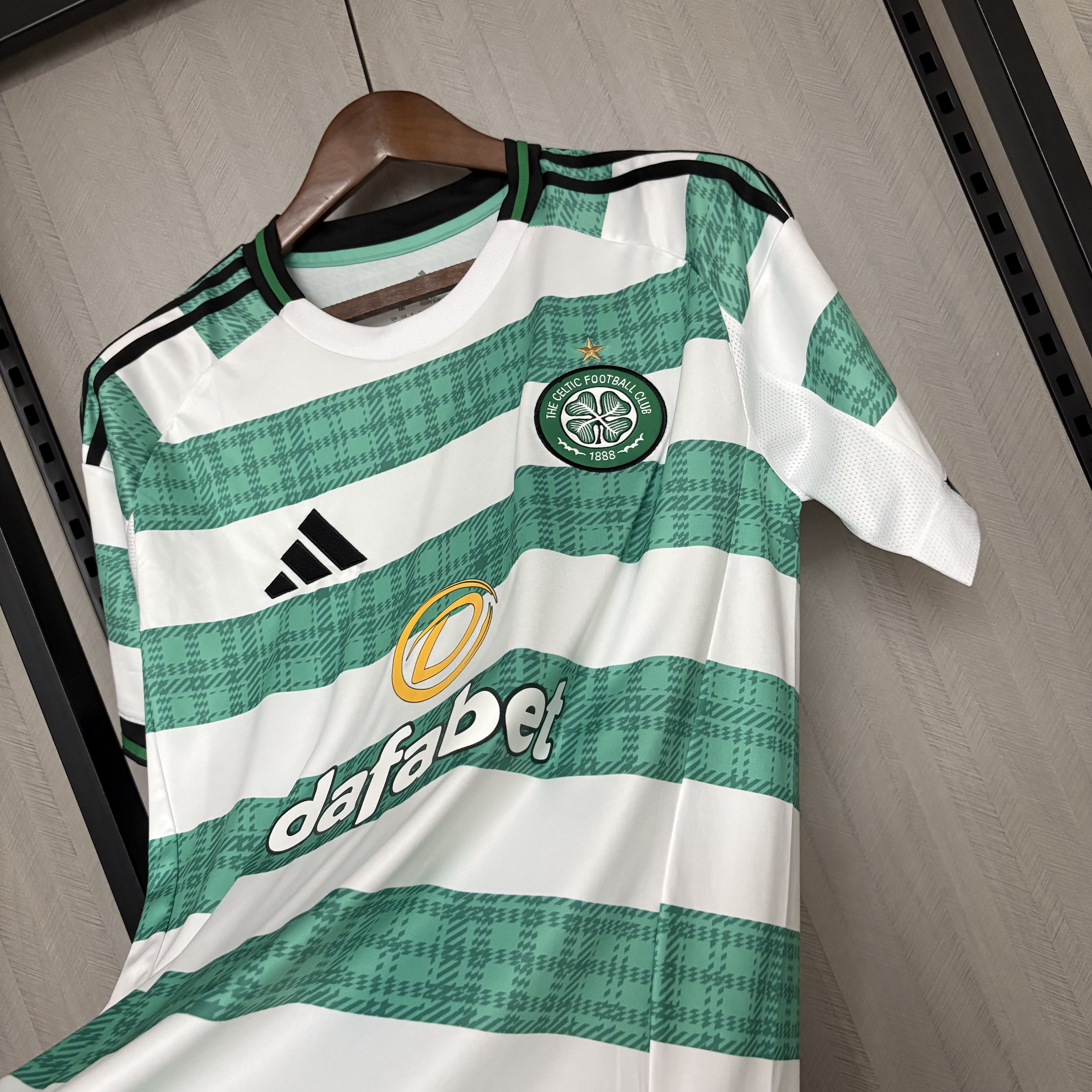 Camisola principal Celtic 25/26 - Versão adepto 7