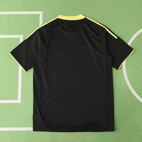 3ª Camisola Liverpool 2010/2011 - Versão adepto