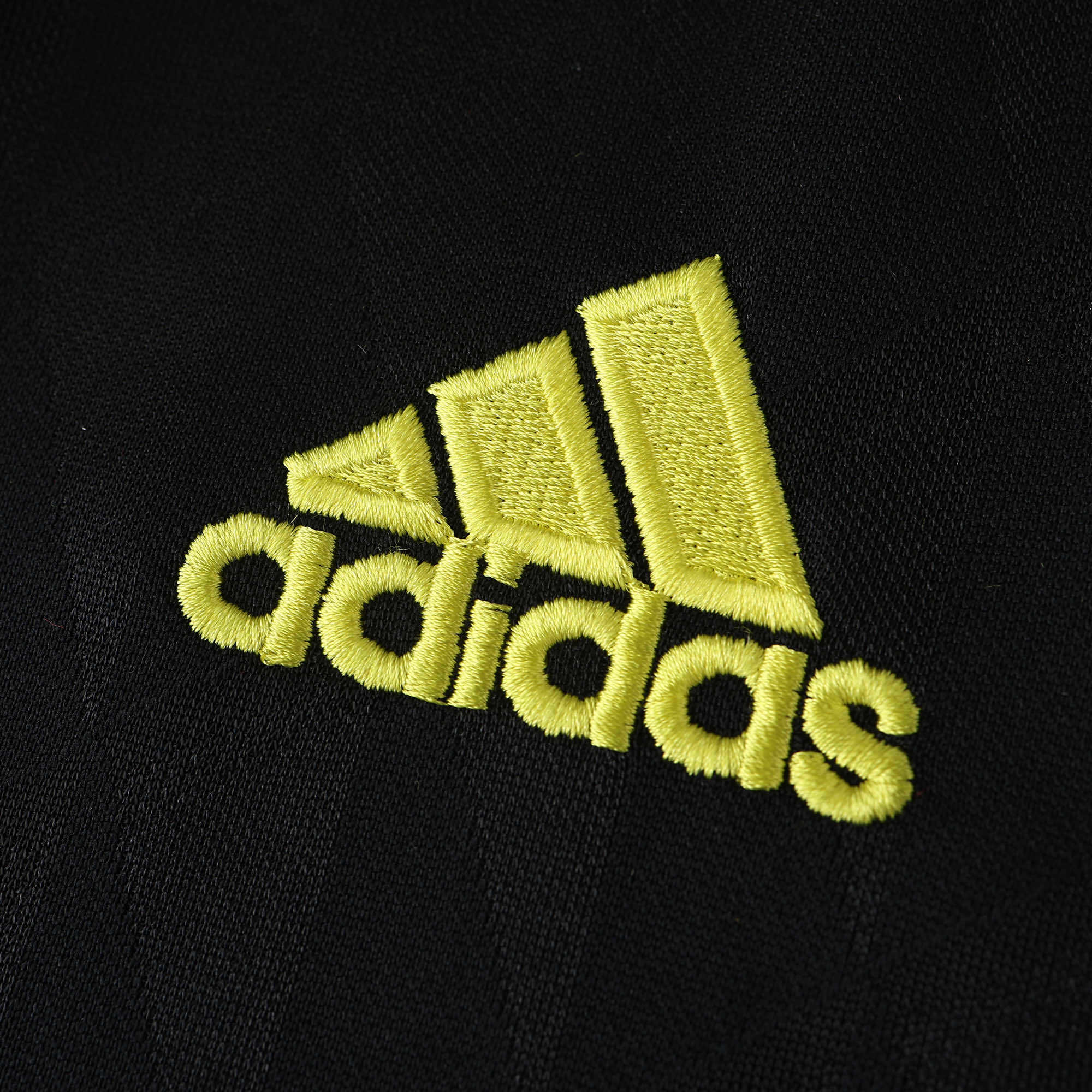 3ª Camisola Liverpool 2010/2011 - Versão adepto 4