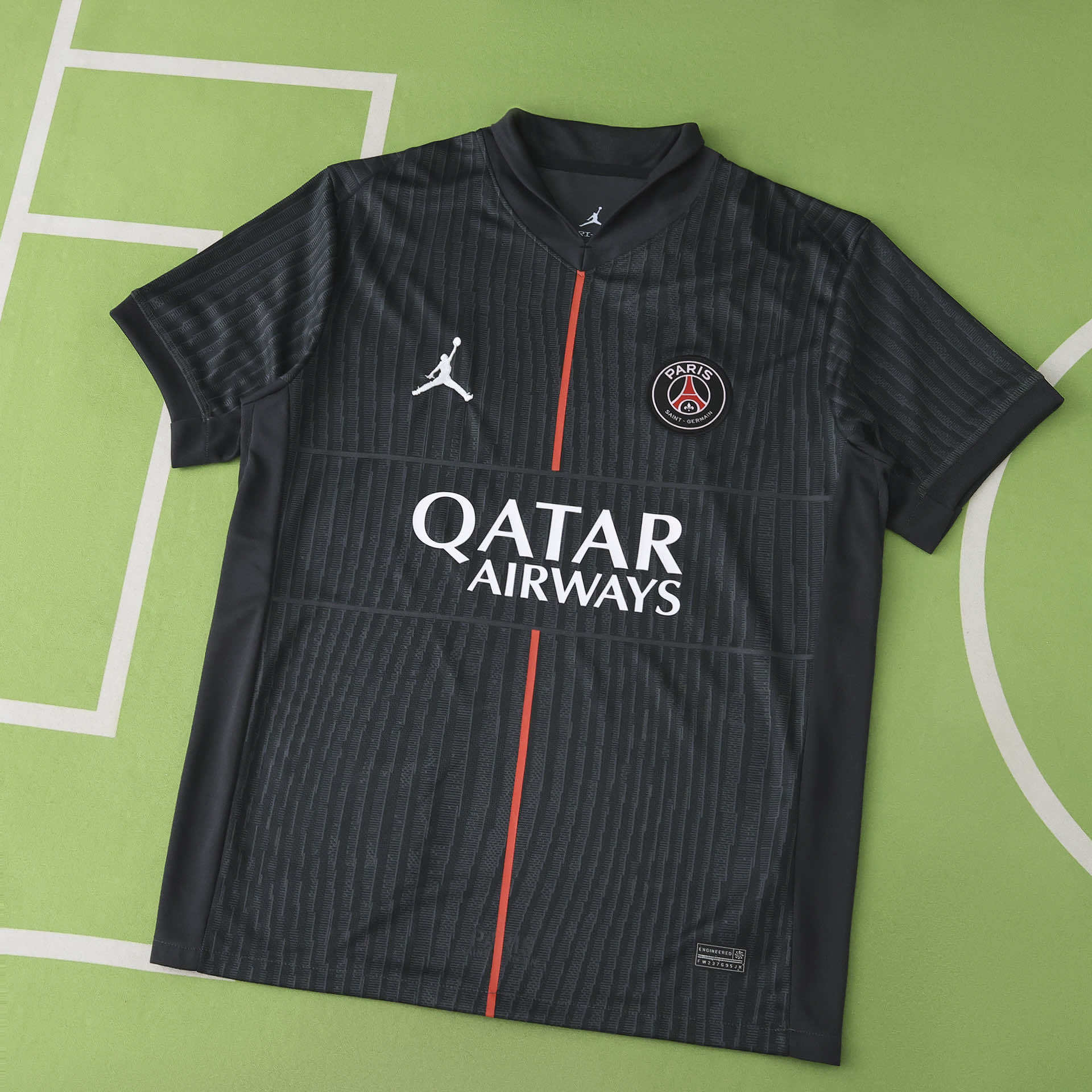 4ª Camisola PSG 25/26 Versão Adepto 1