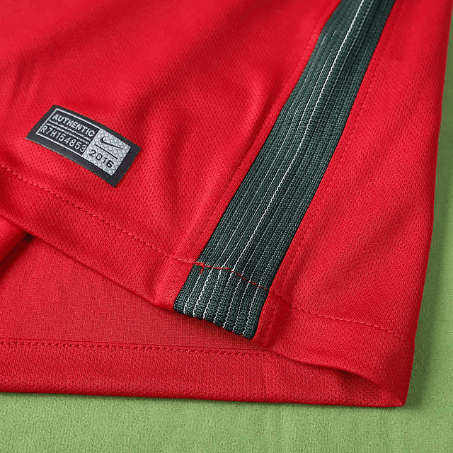 Camisola principal Portugal 2016 - Versão adepto