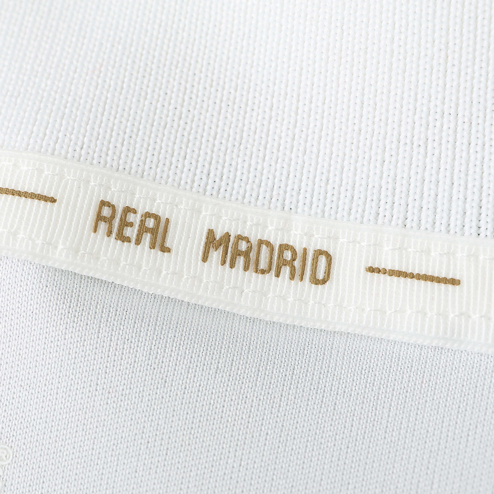 Camisola principal Real Madrid 2011/2012 - Ronaldo 7 - Versão adepto 10