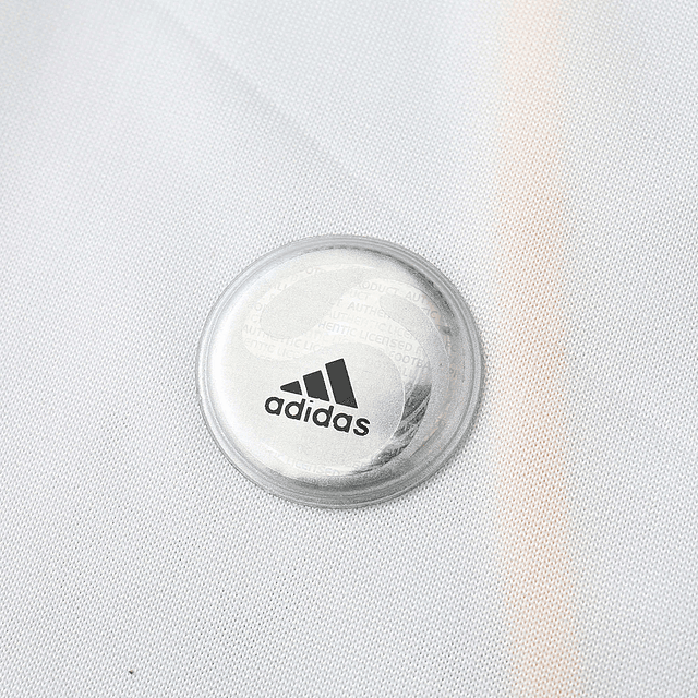 Camisola principal Real Madrid 2009/2010 - Ronaldo 9 - Versão adepto