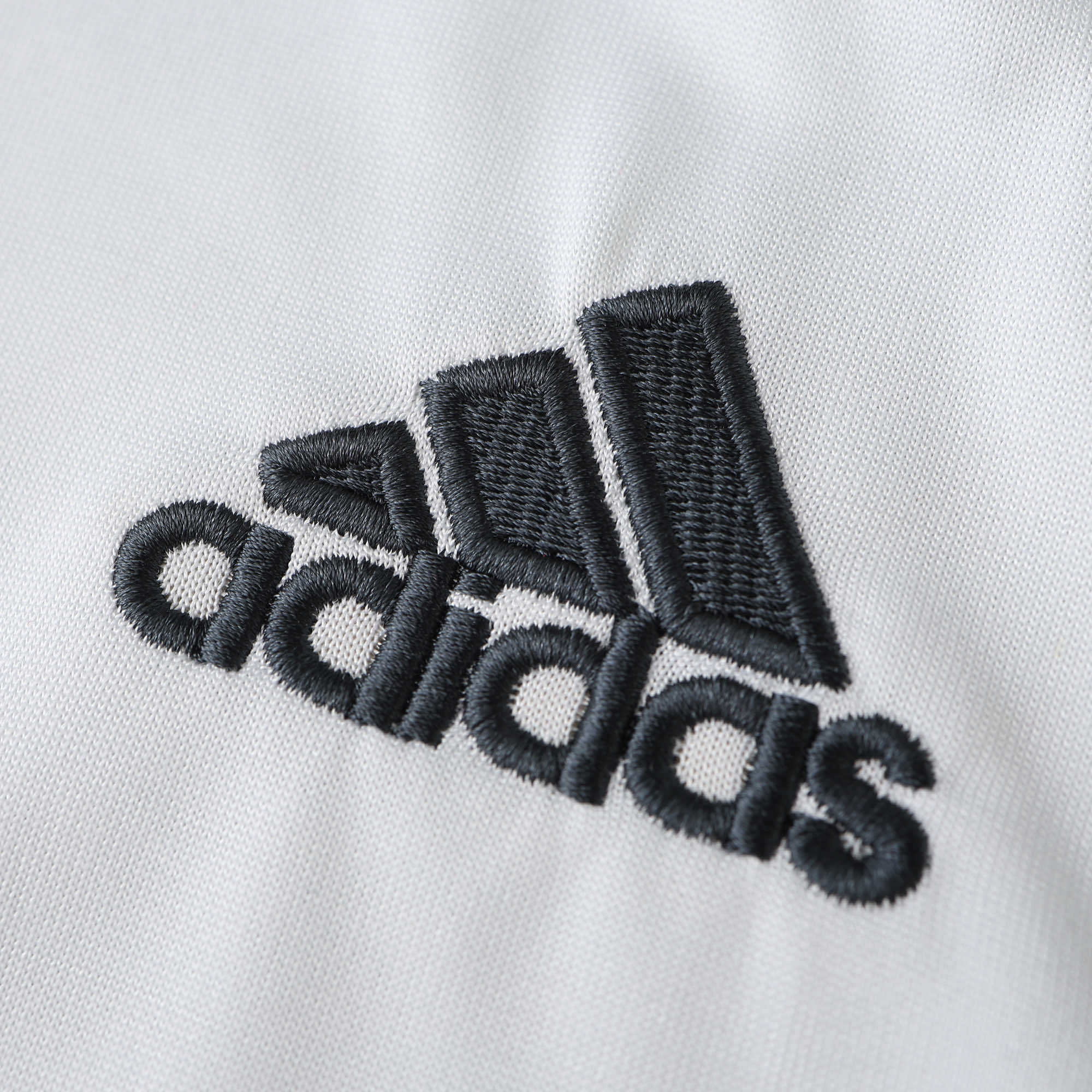 Camisola principal Real Madrid 2009/2010 - Ronaldo 9 - Versão adepto 6