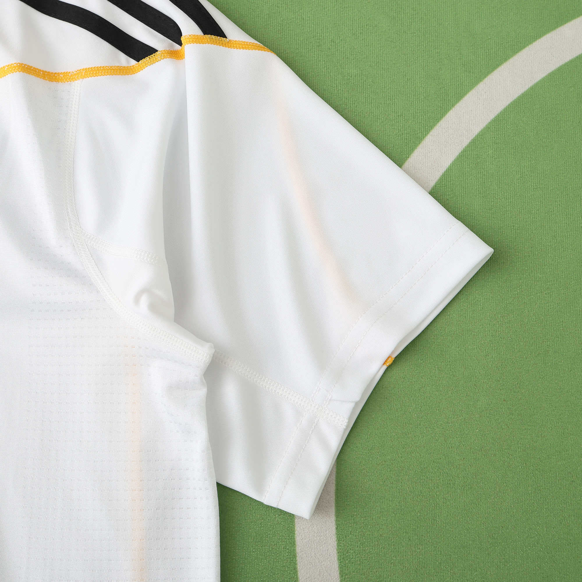 Camisola principal Real Madrid 2009/2010 - Ronaldo 9 - Versão adepto 10