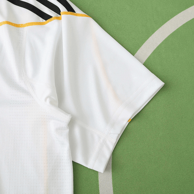 Camisola principal Real Madrid 2009/2010 - Ronaldo 9 - Versão adepto