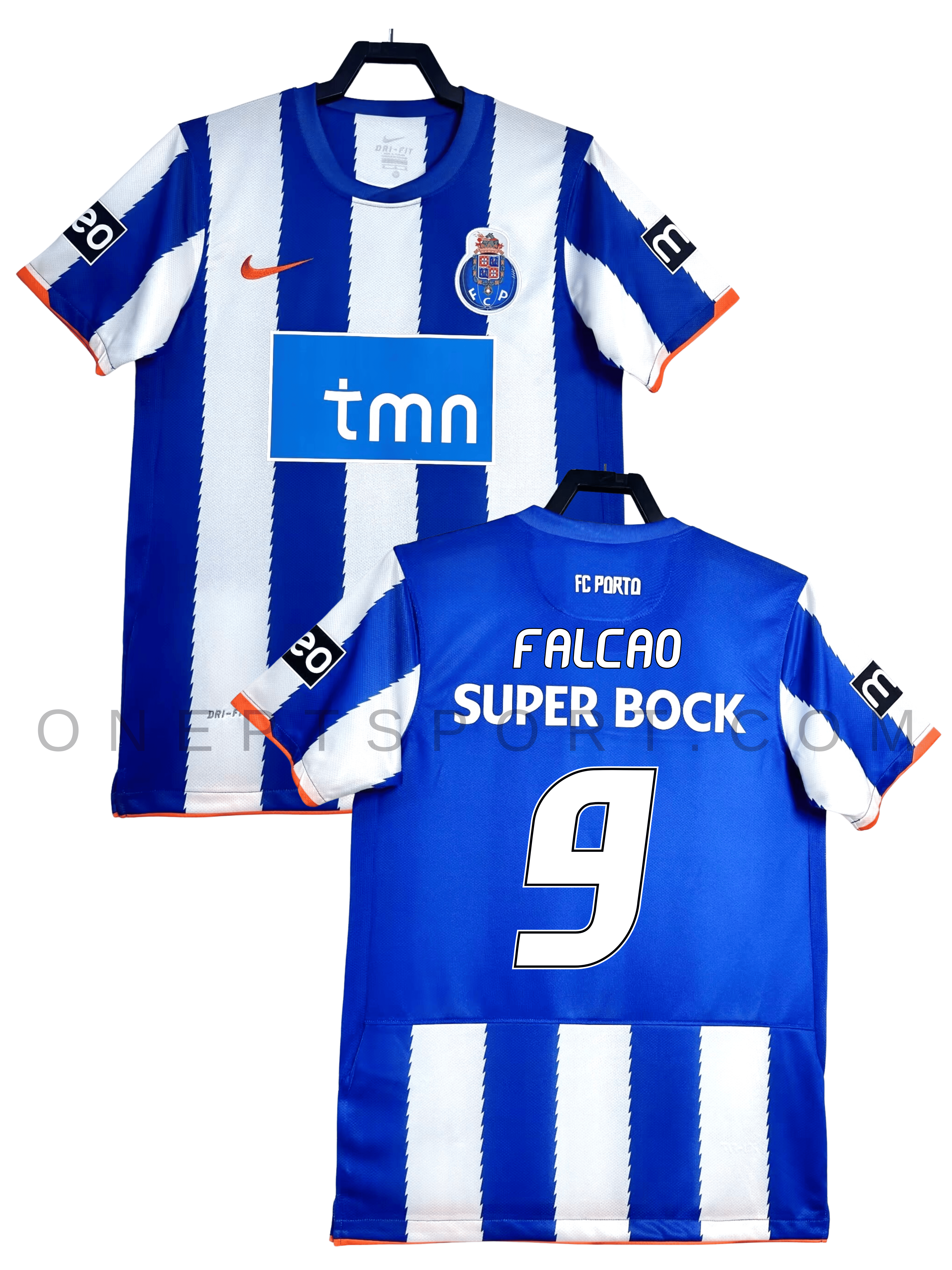 Camisola principal FC Porto 2010/11 - Falcao 9 - Versão adepto 1