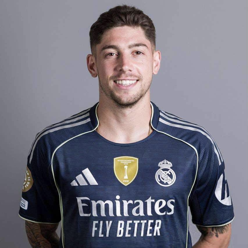 Criança - Camisola alternativa Real Madrid 25/26 - Valverde 8 4