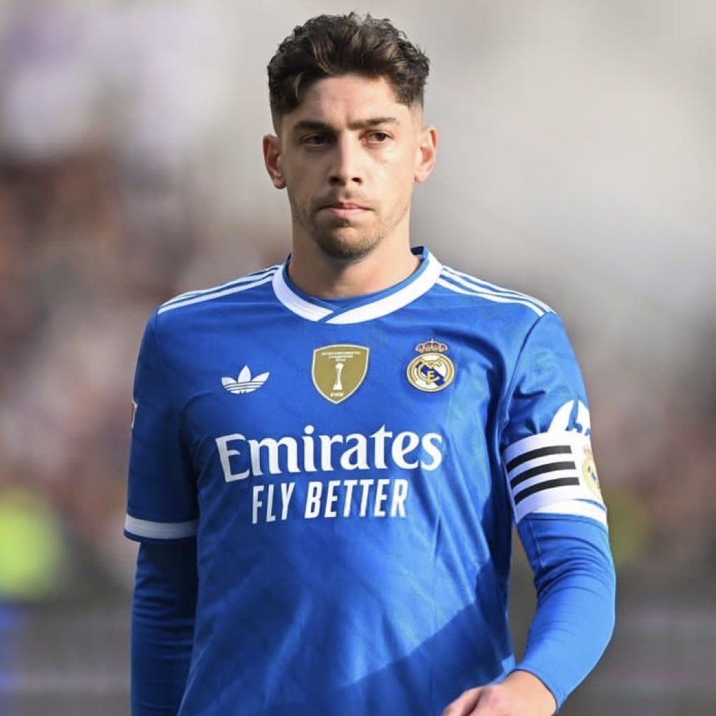 3ª Camisola Real Madrid 25/26 - Valverde 8 4