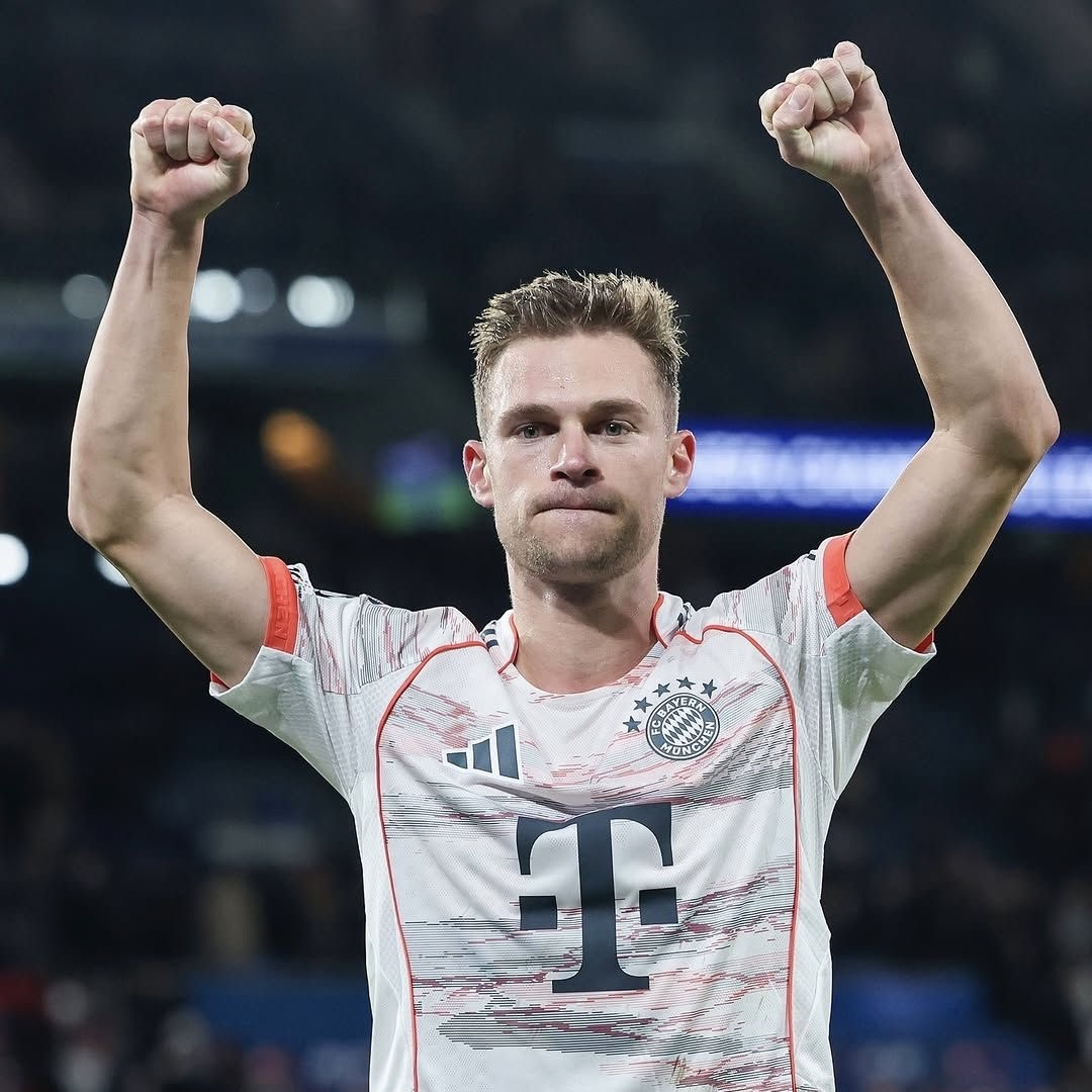 Camisola alternativa Bayern Munique 25/26 - Kimmich 6 4