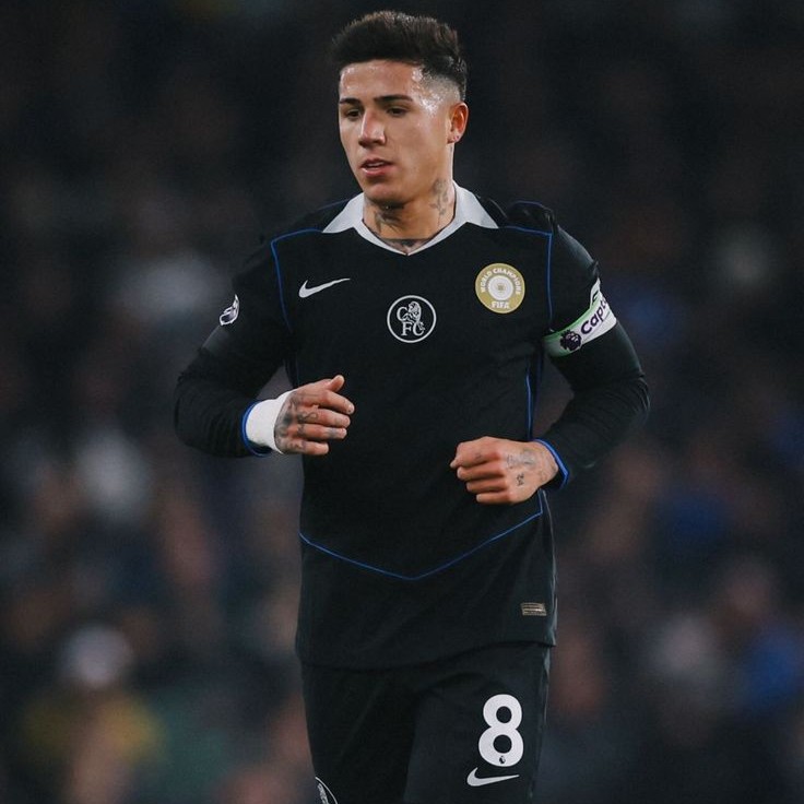 Criança - 3ª Camisola Chelsea Total 90 25/26 - Enzo 8 4