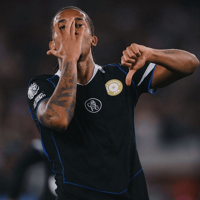 3ª Camisola Chelsea Total 90 25/26 - João Pedro 20