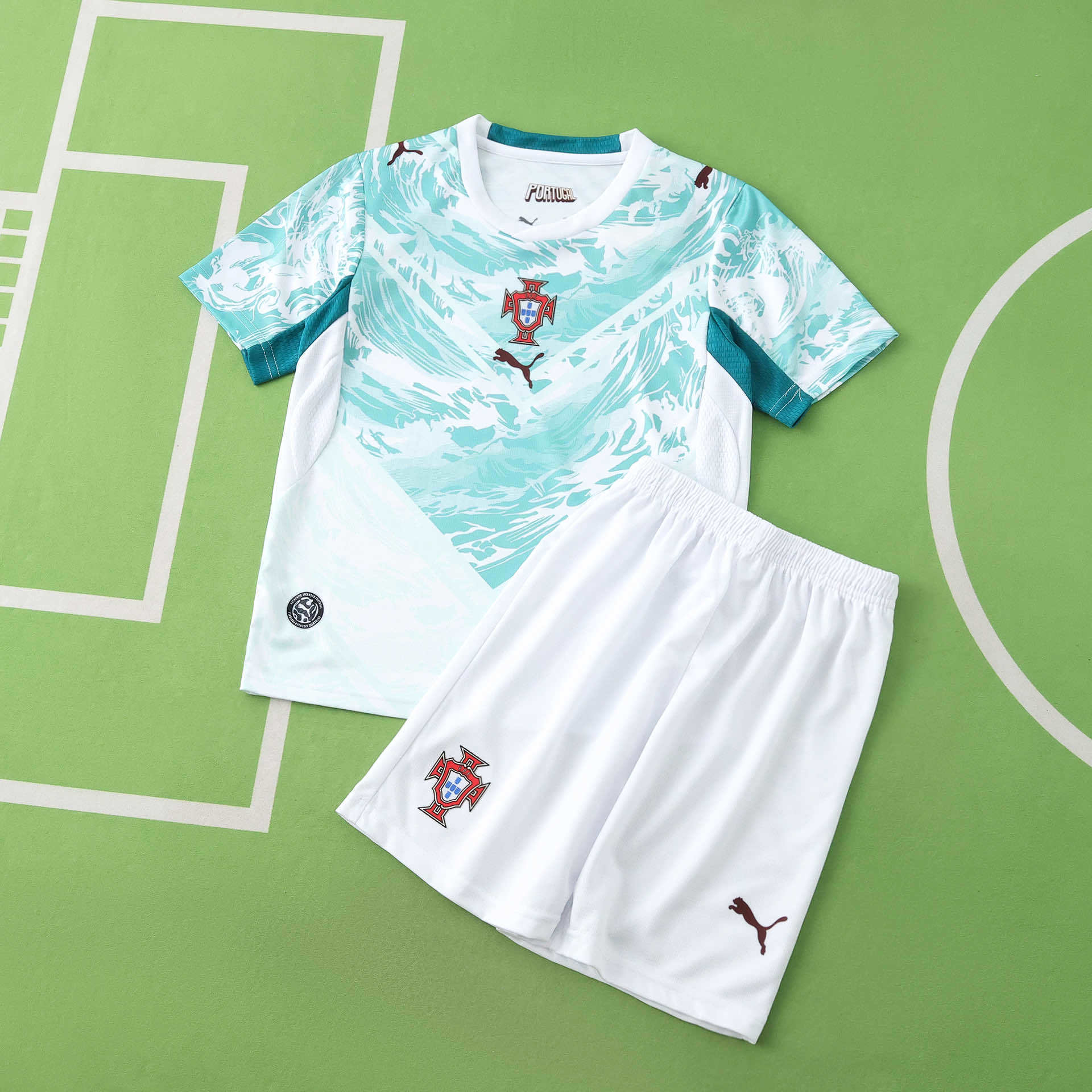 Kit Criança Portugal alternativo Mundial 2026 1
