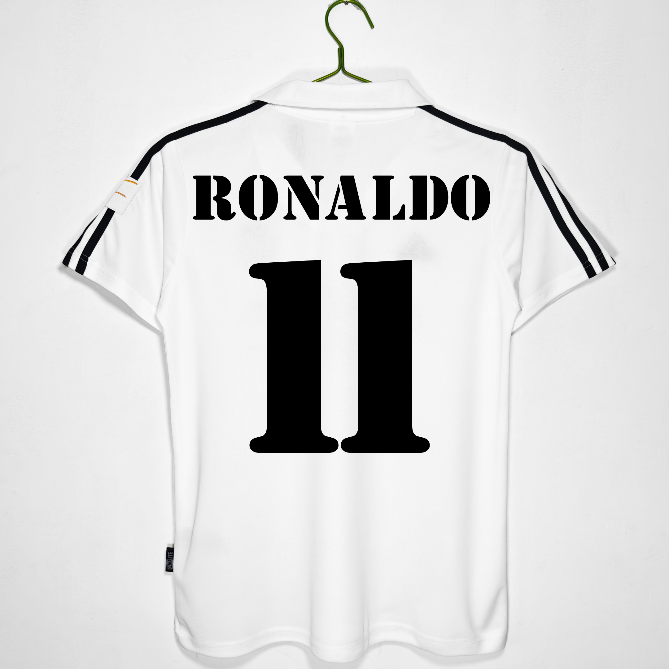 Camisola principal Real Madrid 2002/2003 - Ronaldo 9 - Versão adepto 2