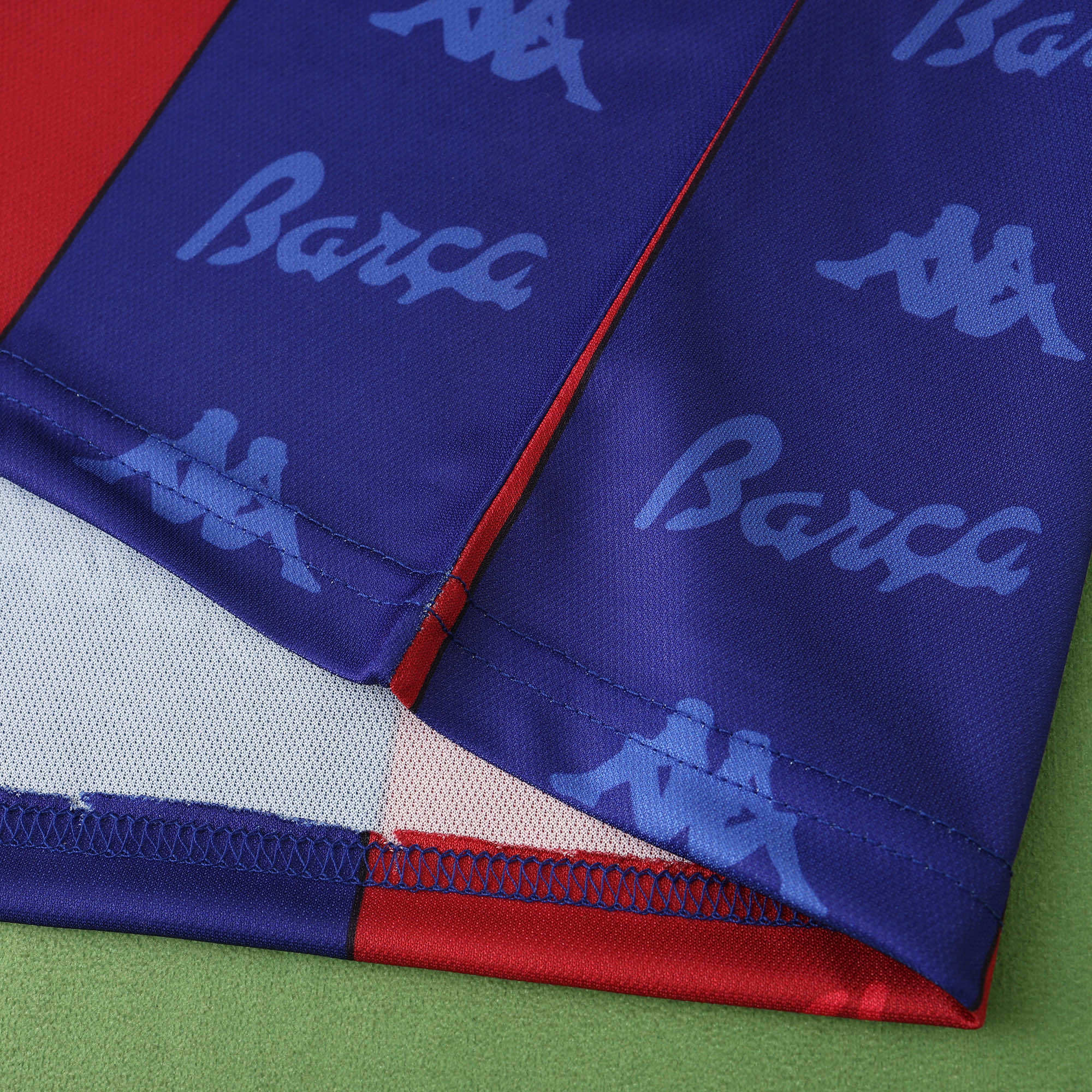 Camisola principal Barcelona 1996/1997 - Ronaldo 9 - Versão adepto 12