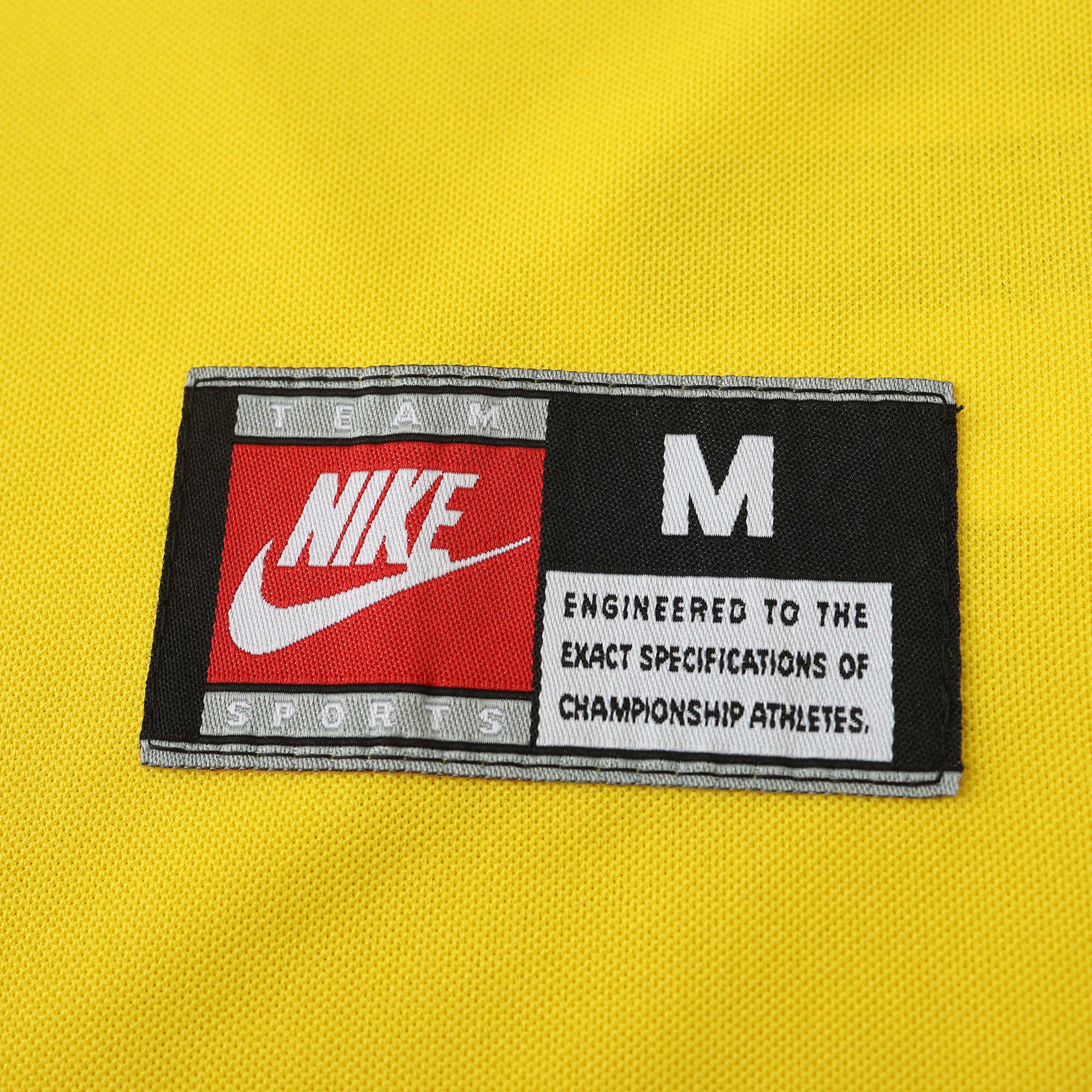 Camisola principal Brasil 1998 - Ronaldo 9 - Versão adepto 12