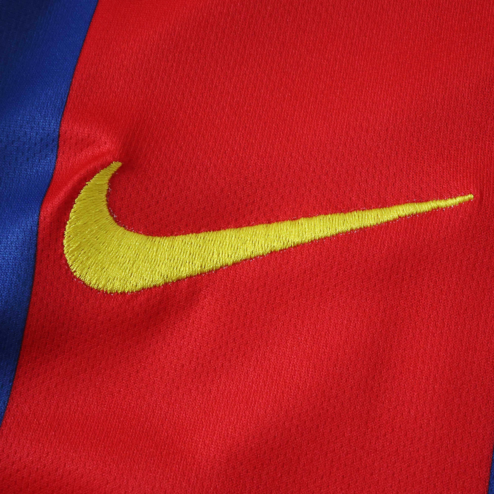 Camisola Principal Barcelona 2004-2005 - Ronaldinho 10 - Versão adepto 6