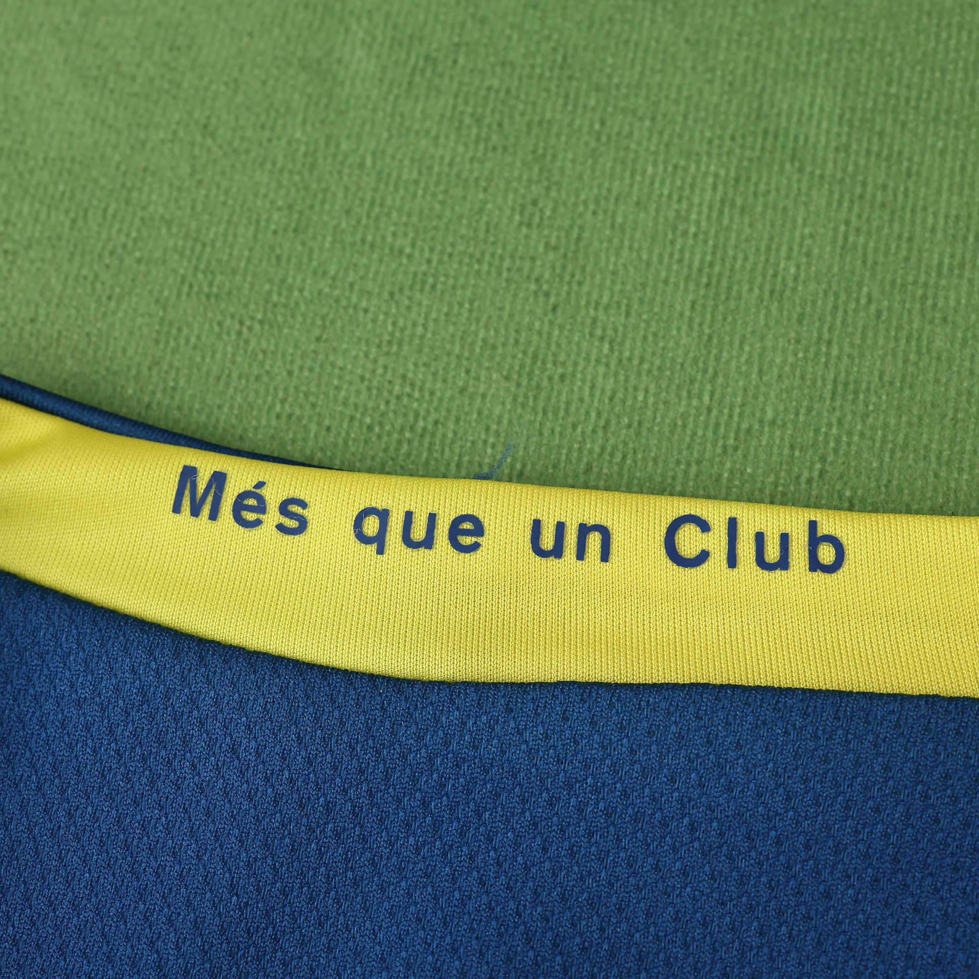 Camisola Principal Barcelona 2006-2007 - Ronaldinho 10 - Versão adepto 8