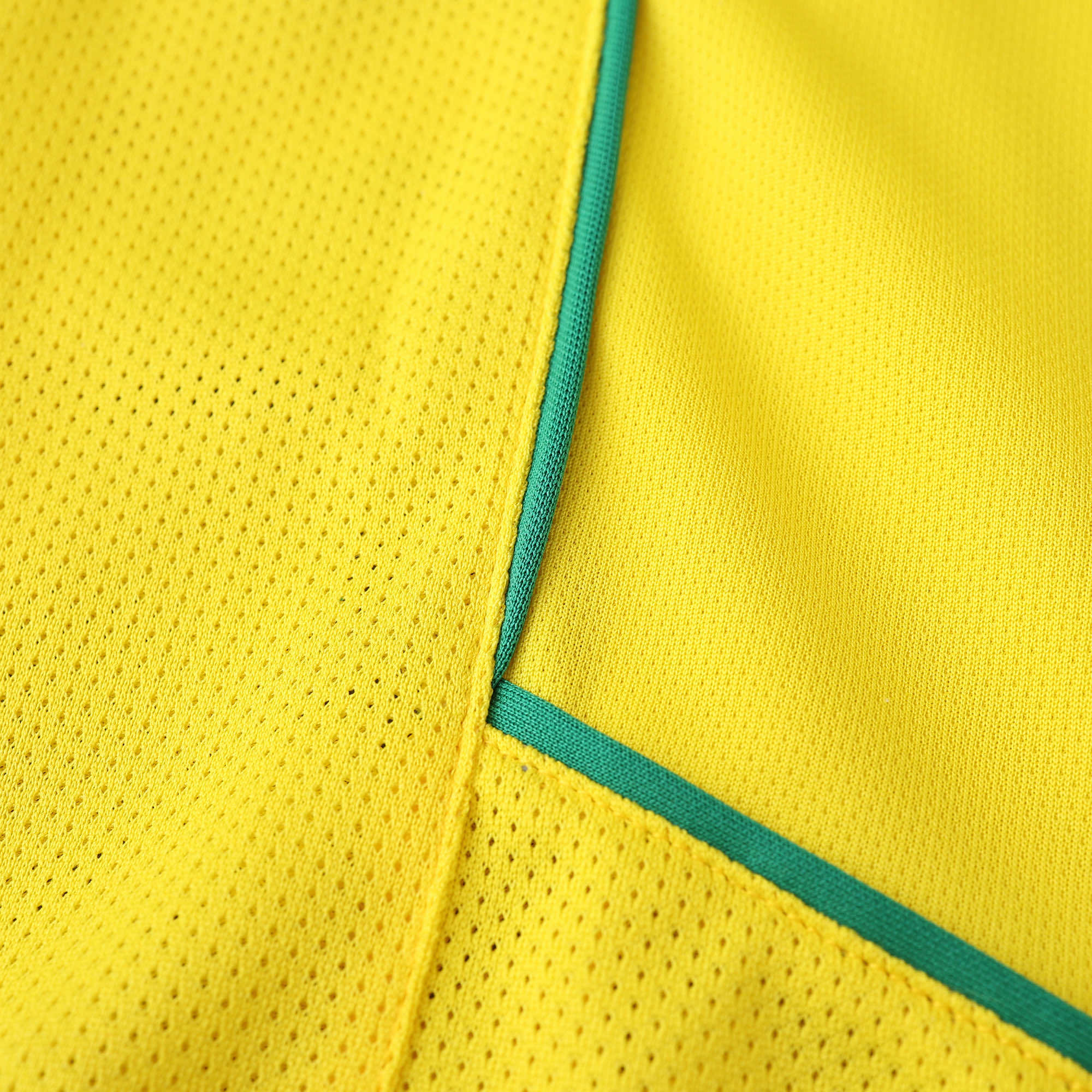 Camisola principal Brasil 2004 - Kaká 8 - Versão adepto 8