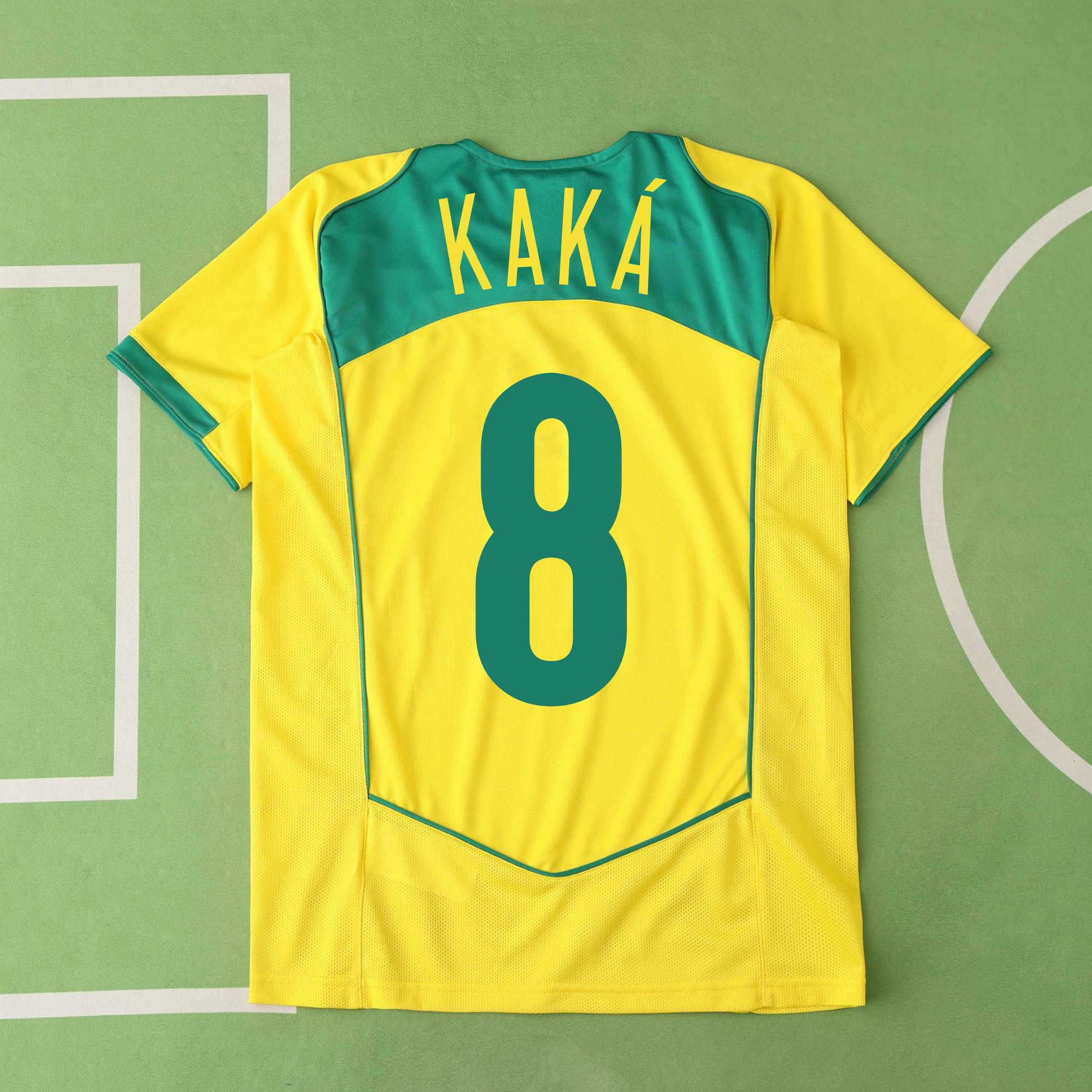 Camisola principal Brasil 2004 - Kaká 8 - Versão adepto 3