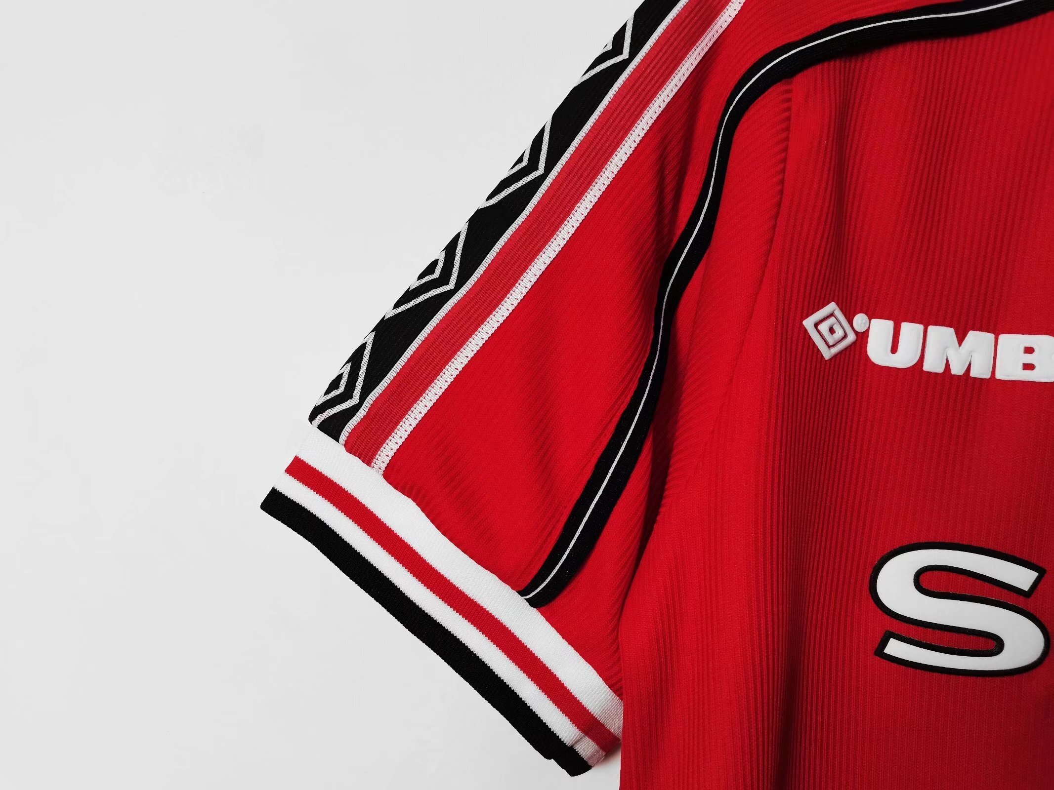 Camisola principal Man United 1998/1999 - Beckham 7 - Versão adepto 11