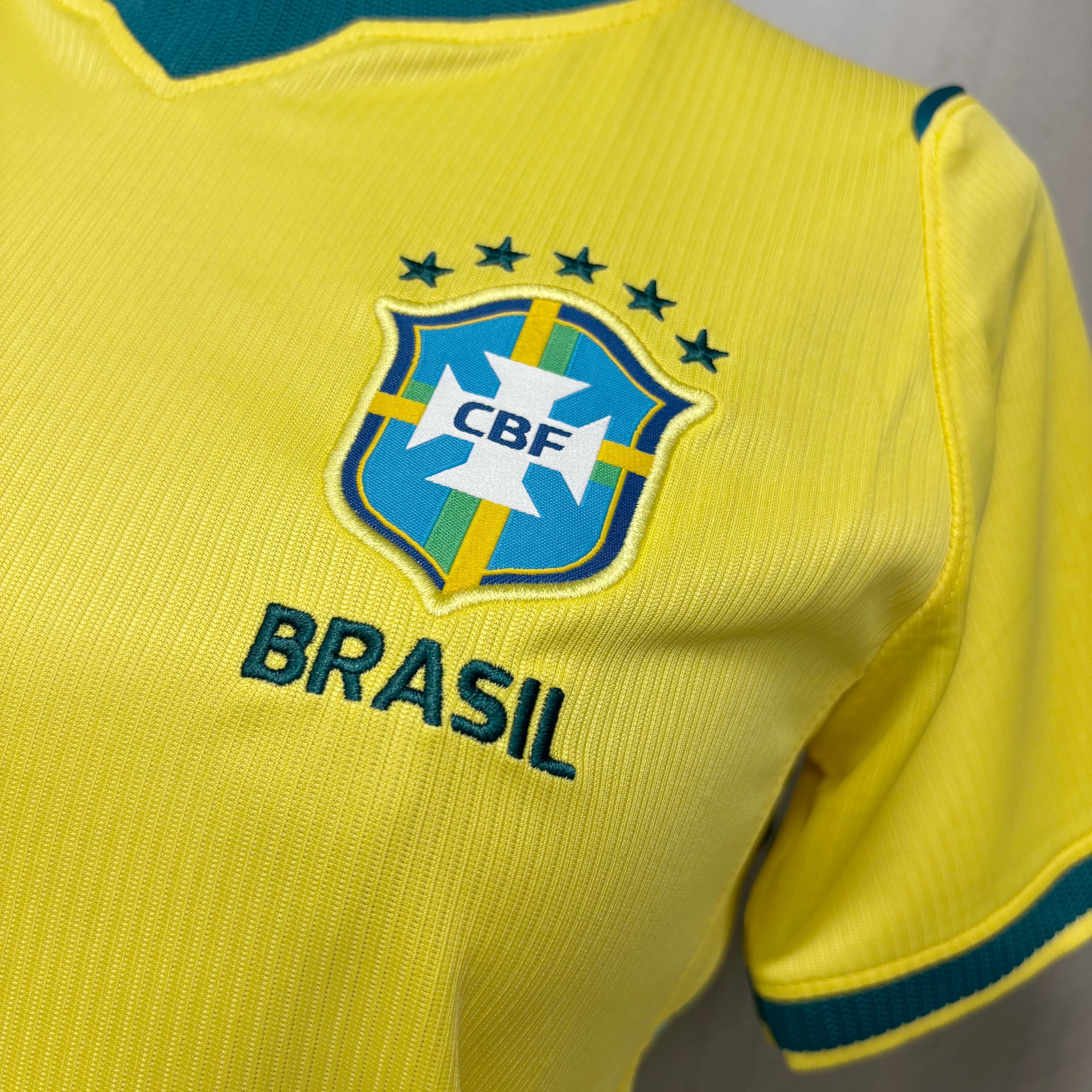 Camisola Principal Brasil Mundial 2026 - Versão feminina 3