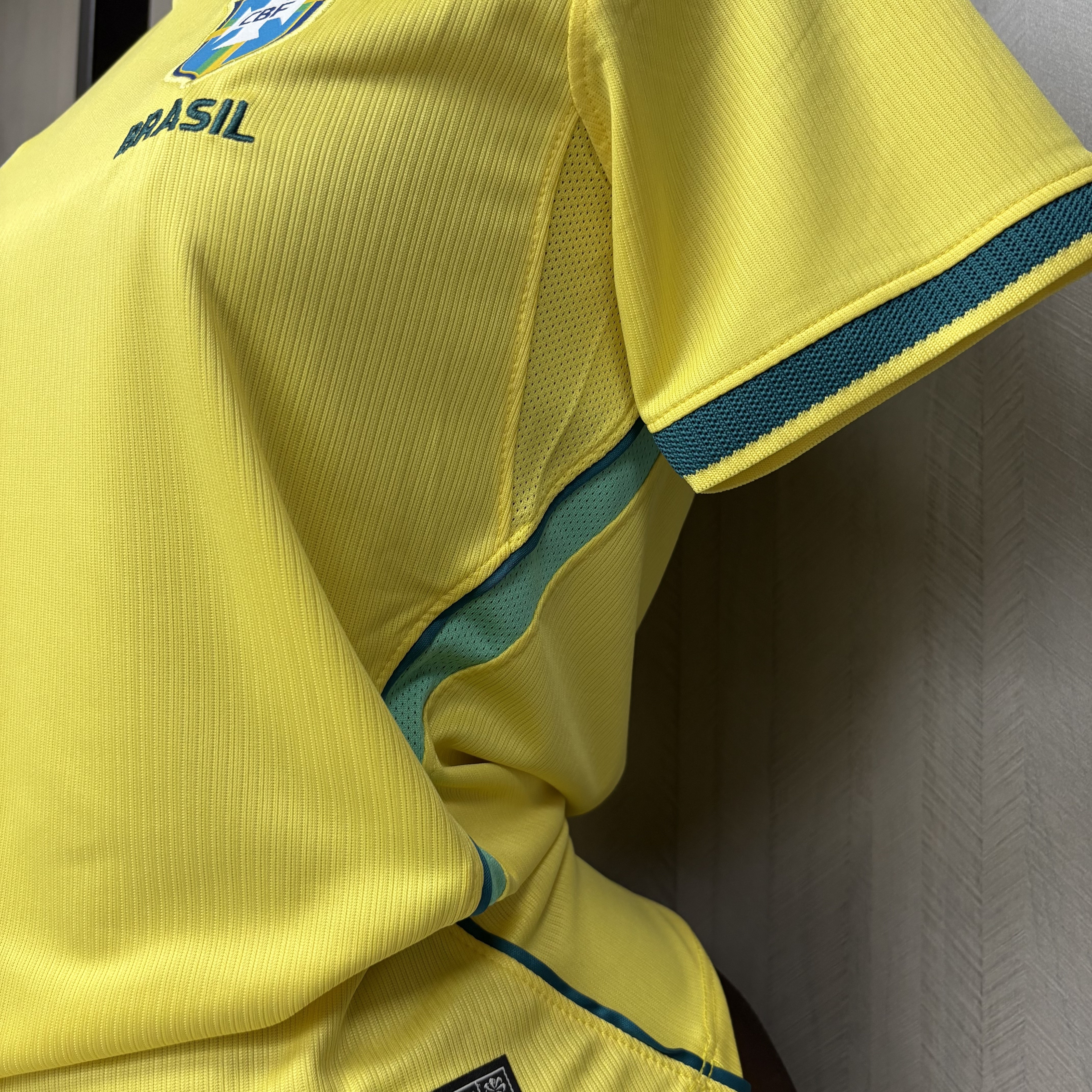 Camisola Principal Brasil Mundial 2026 - Versão feminina 8