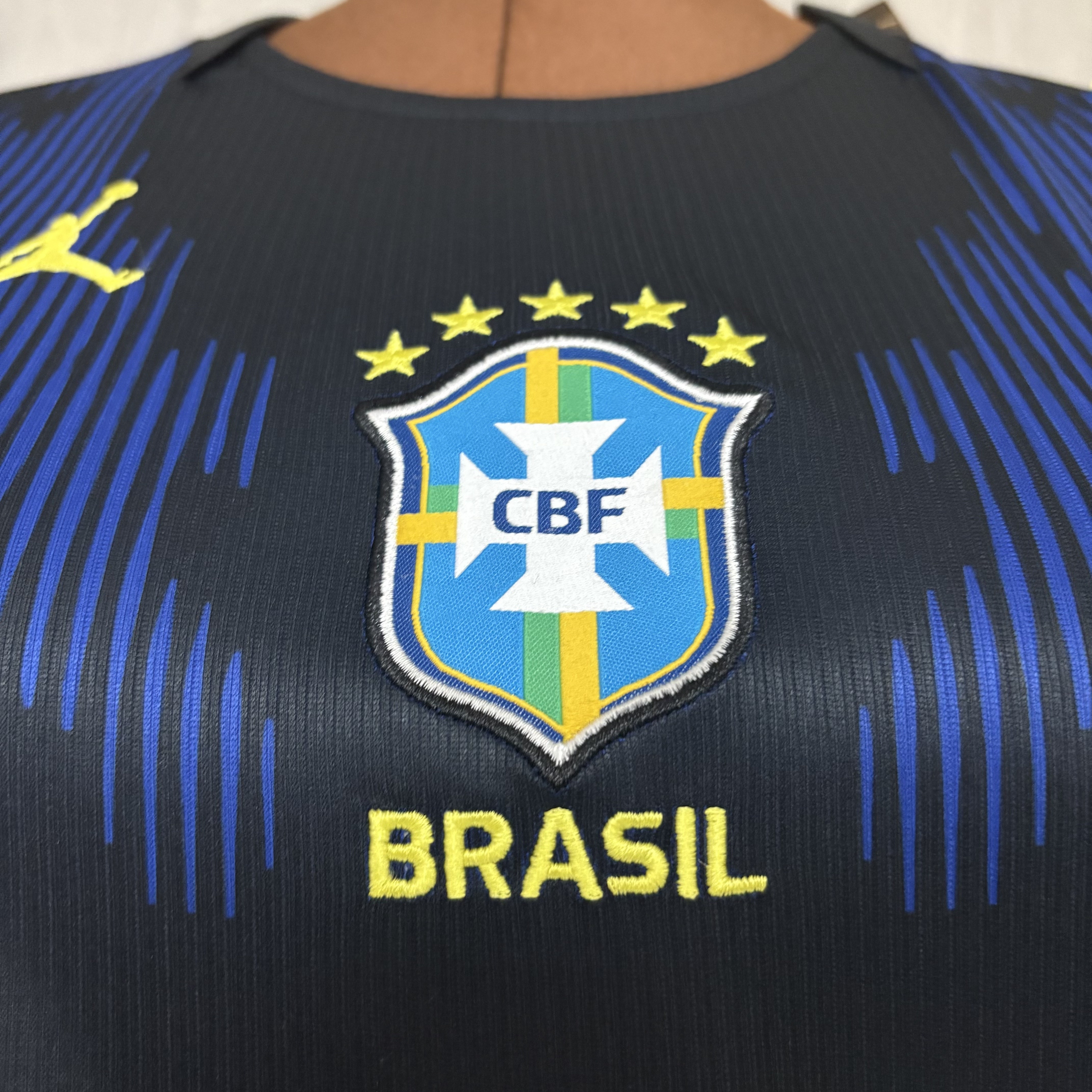 Camisola alternativa Brasil Mundial 2026 - Versão feminina 3