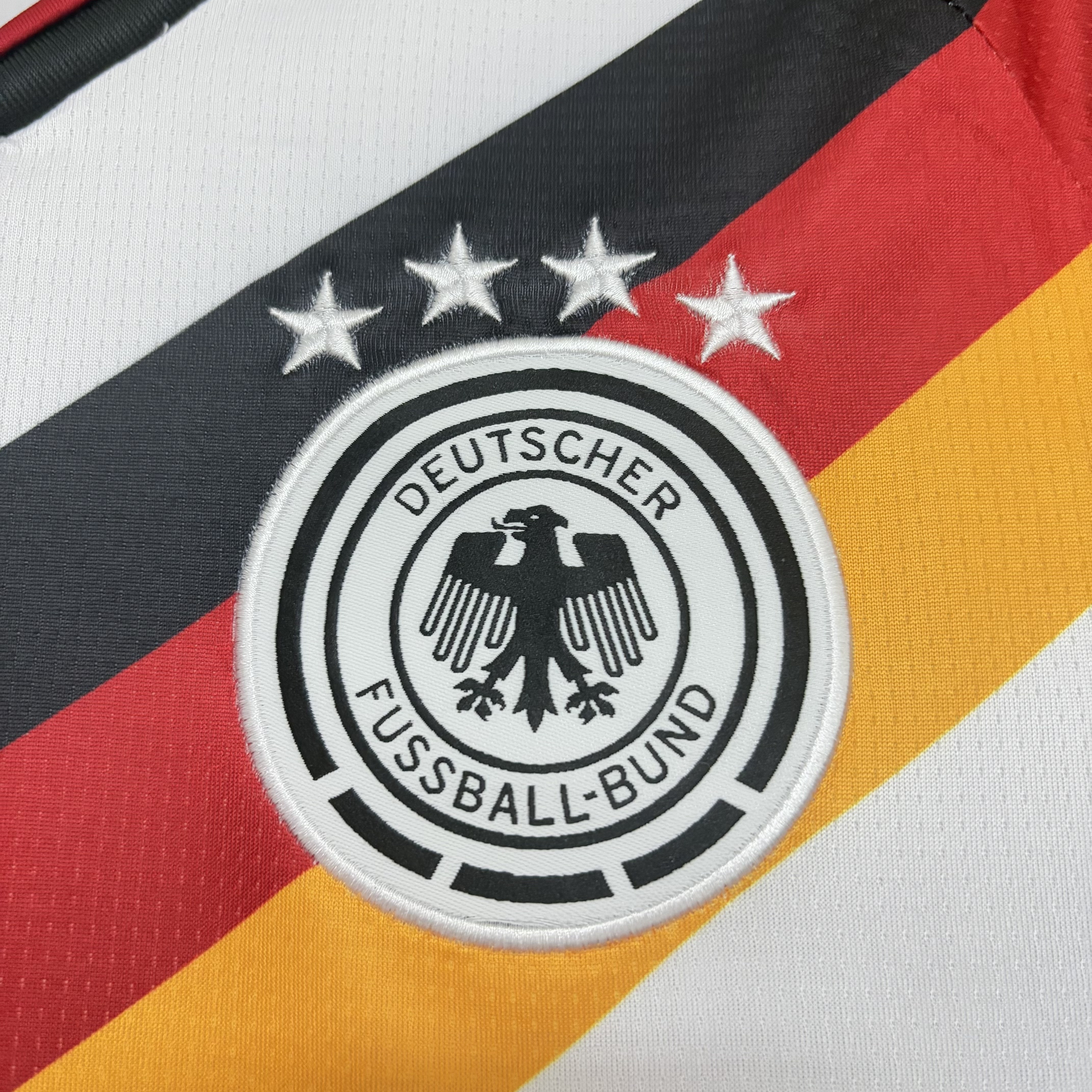 Camisola Principal Alemanha Mundial 2026 Manga comprida - Versão adepto 3