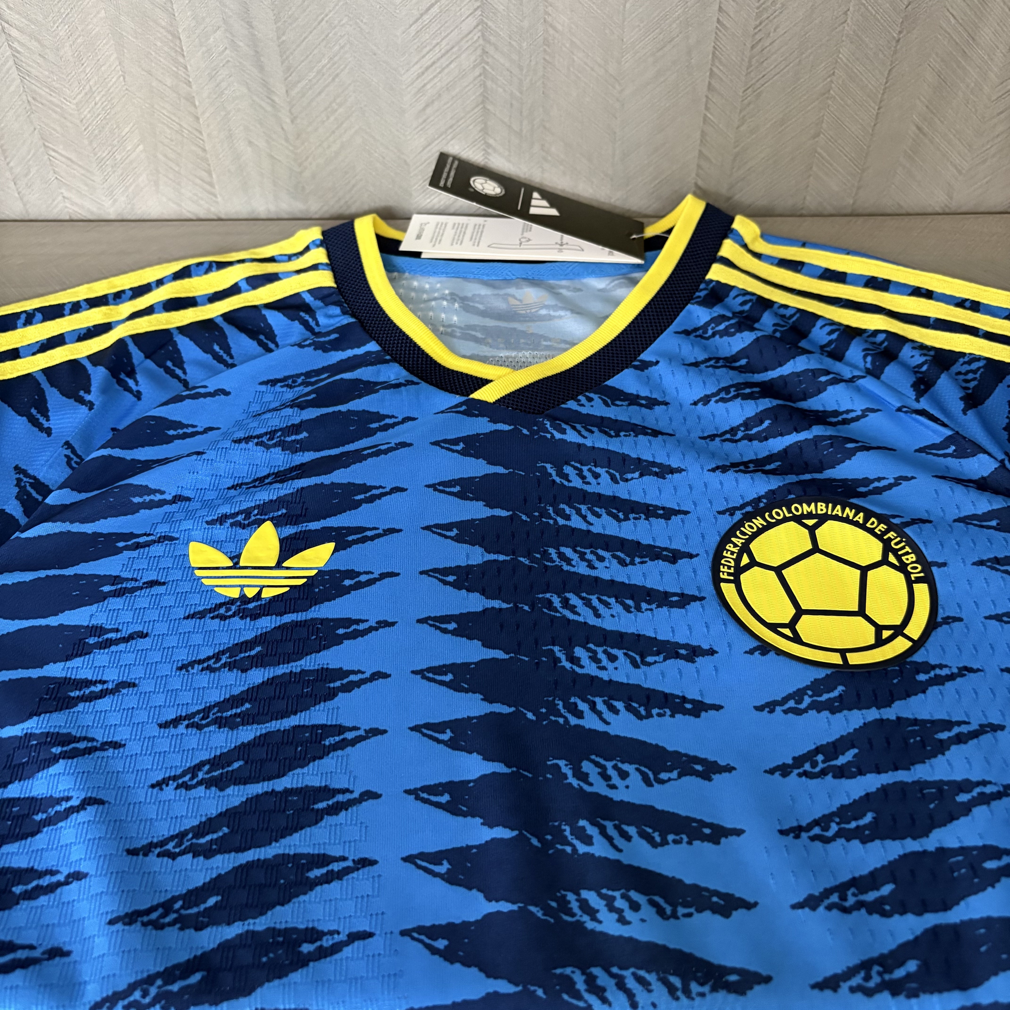Camisola alternativa Colombia Mundial 2026 - Versão Jogador 8