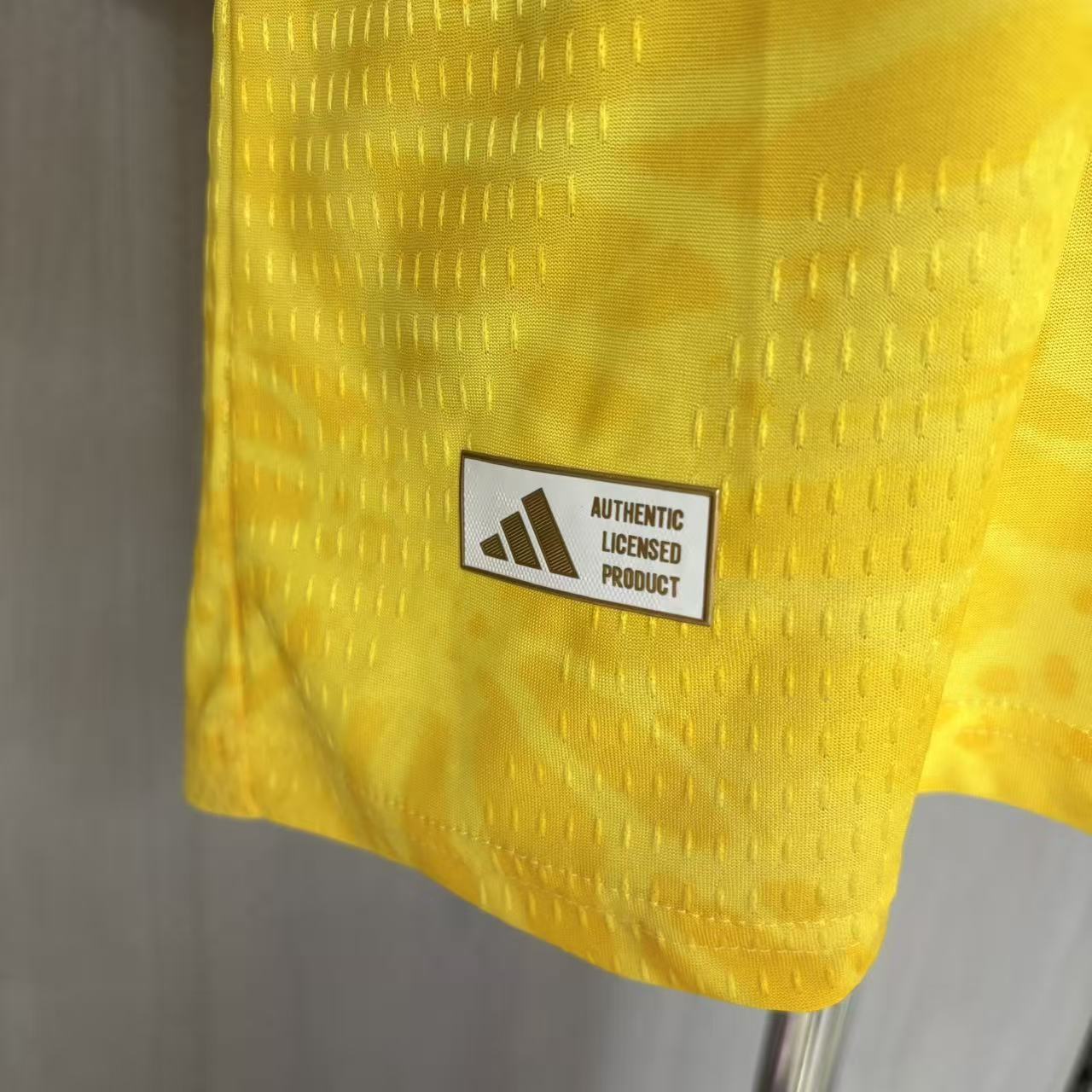 Camisola Principal Colômbia Mundial 2026 Manga comprida - Versão Jogador 10