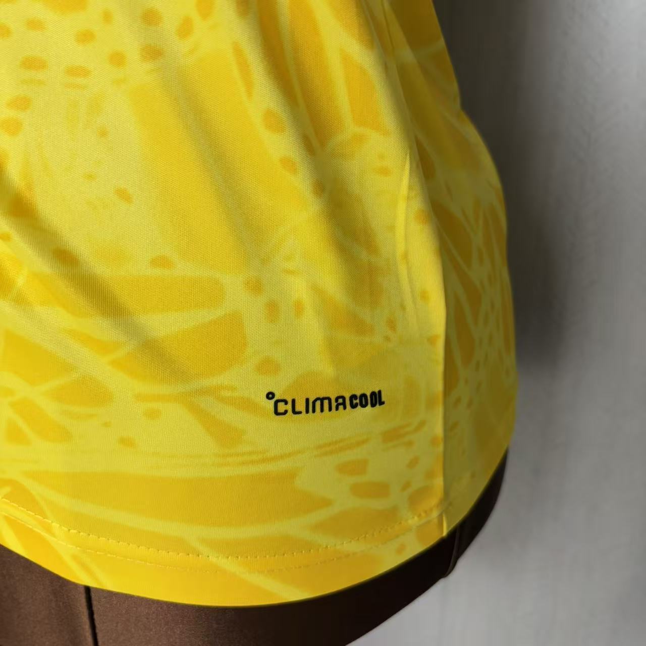 Camisola Principal Colômbia Mundial 2026 - Versão feminina 9