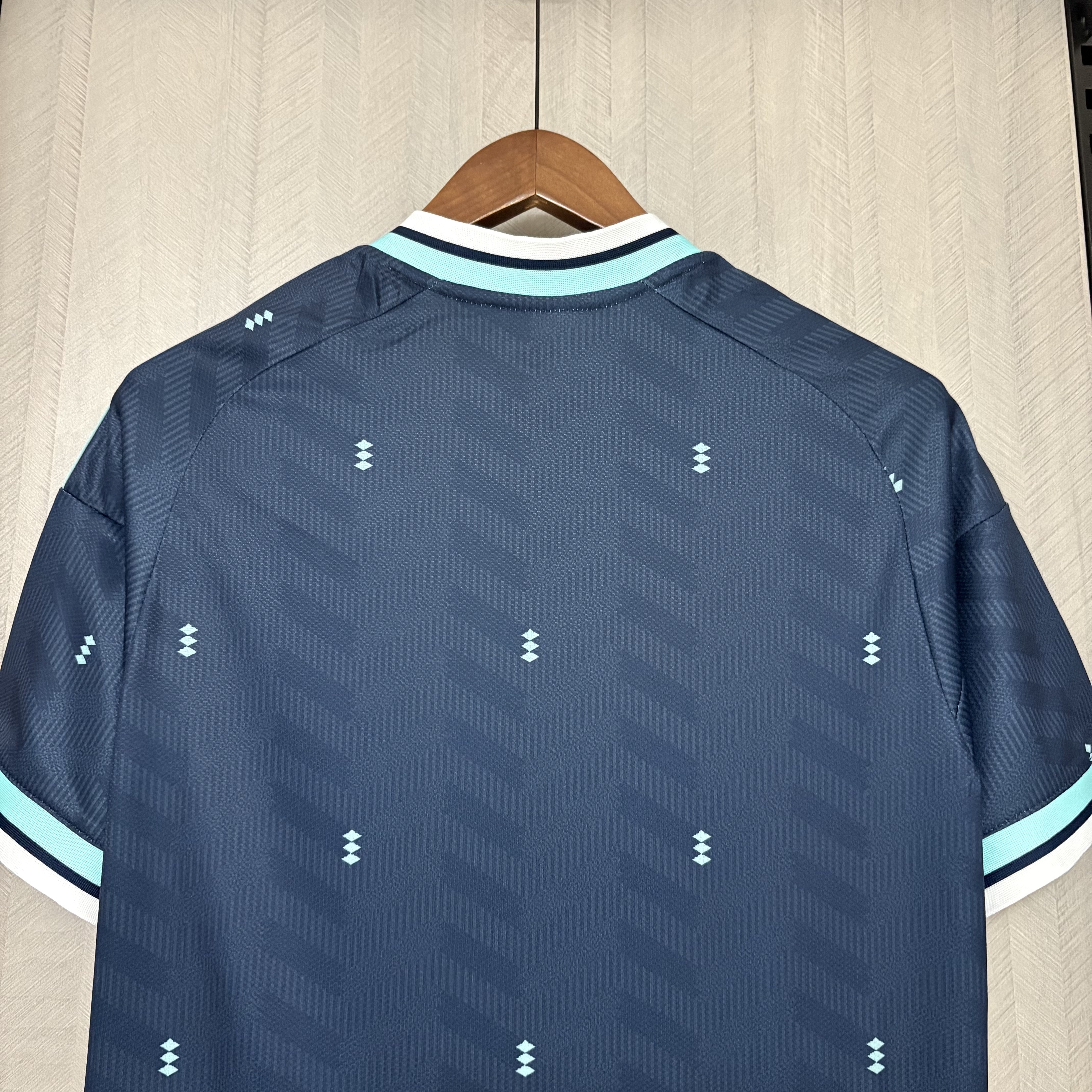 Camisola alternativa Alemanha Mundial 2026 - Versão adepto 8