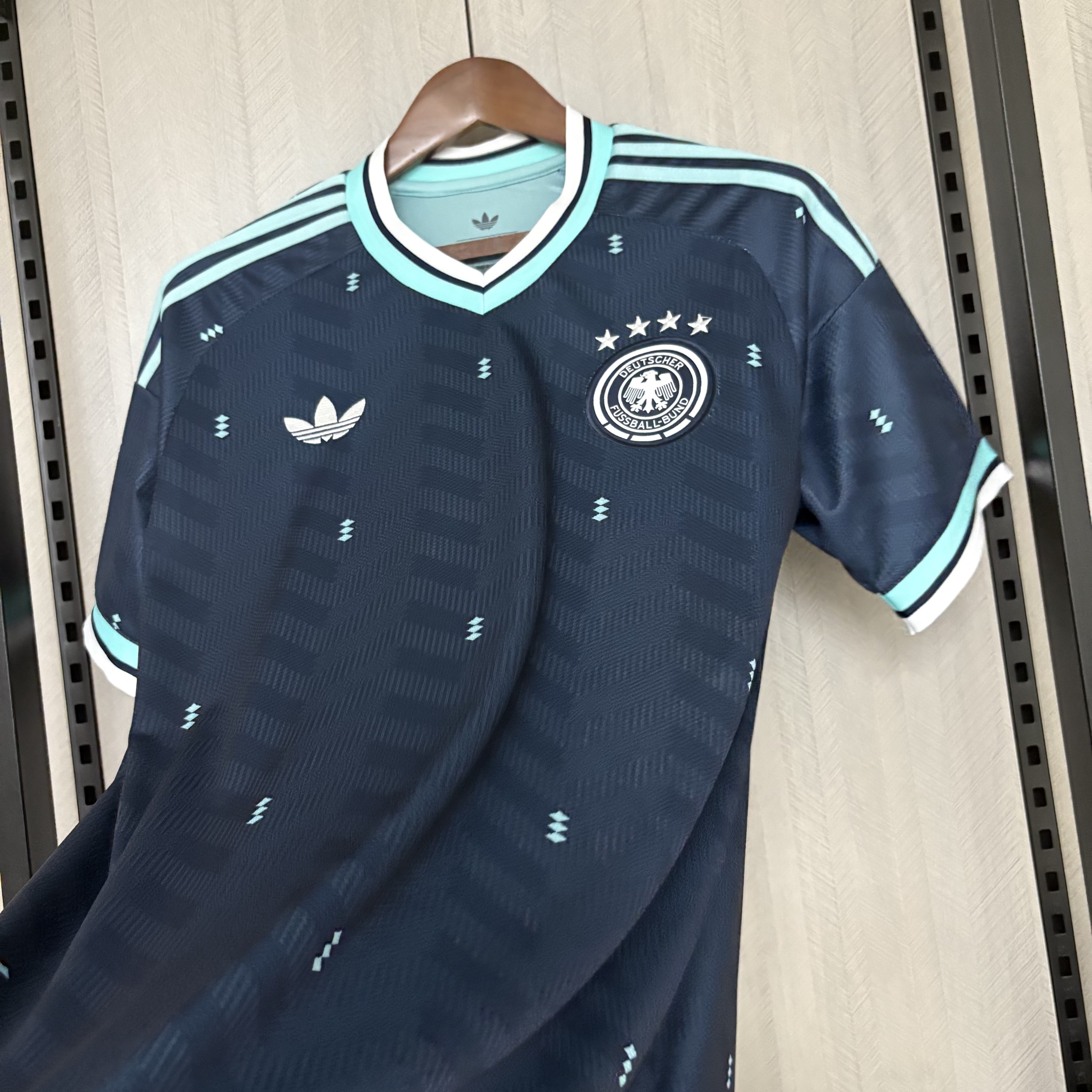 Camisola alternativa Alemanha Mundial 2026 - Versão adepto 7