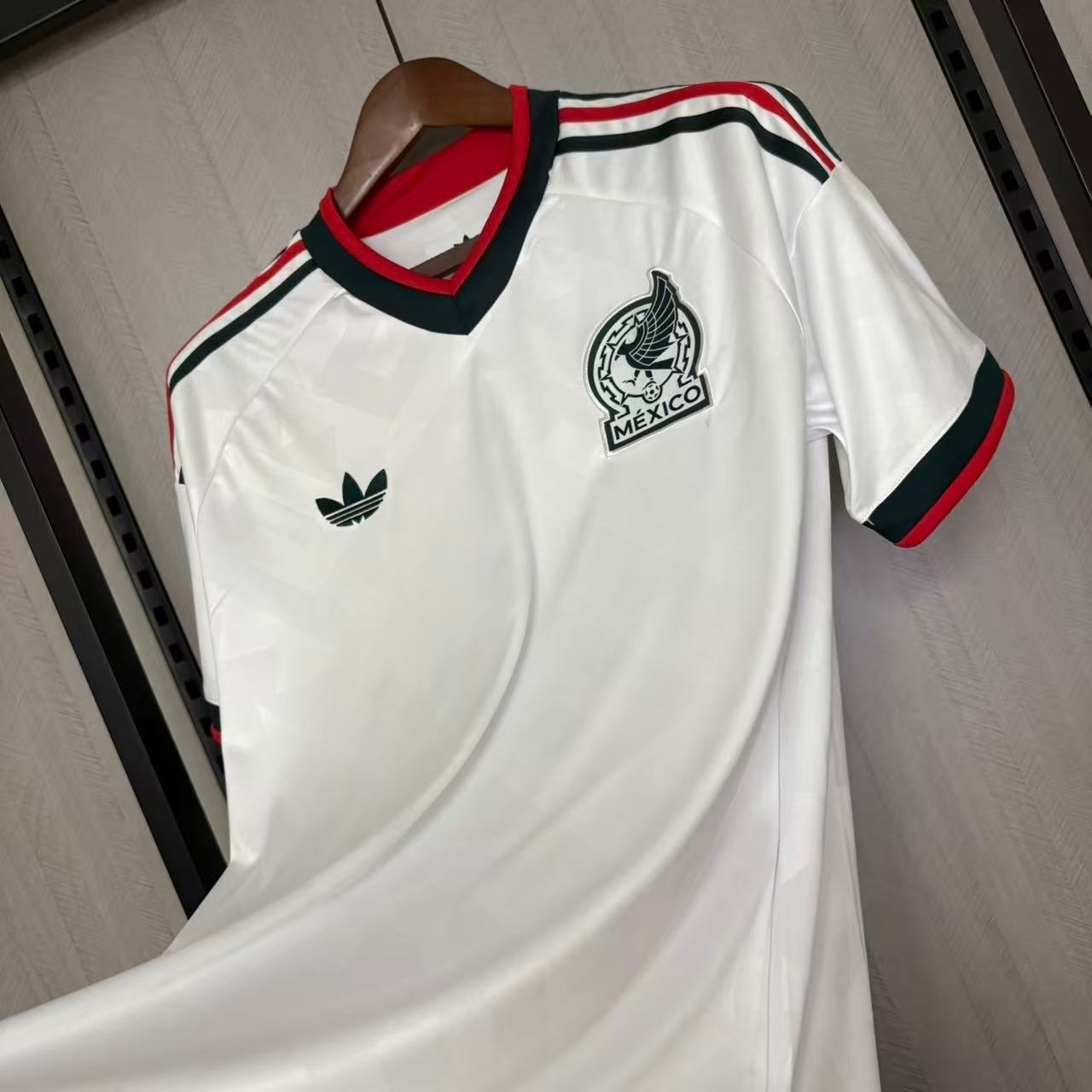 Camisola alternativa México Mundial 2026 - Versão adepto 7