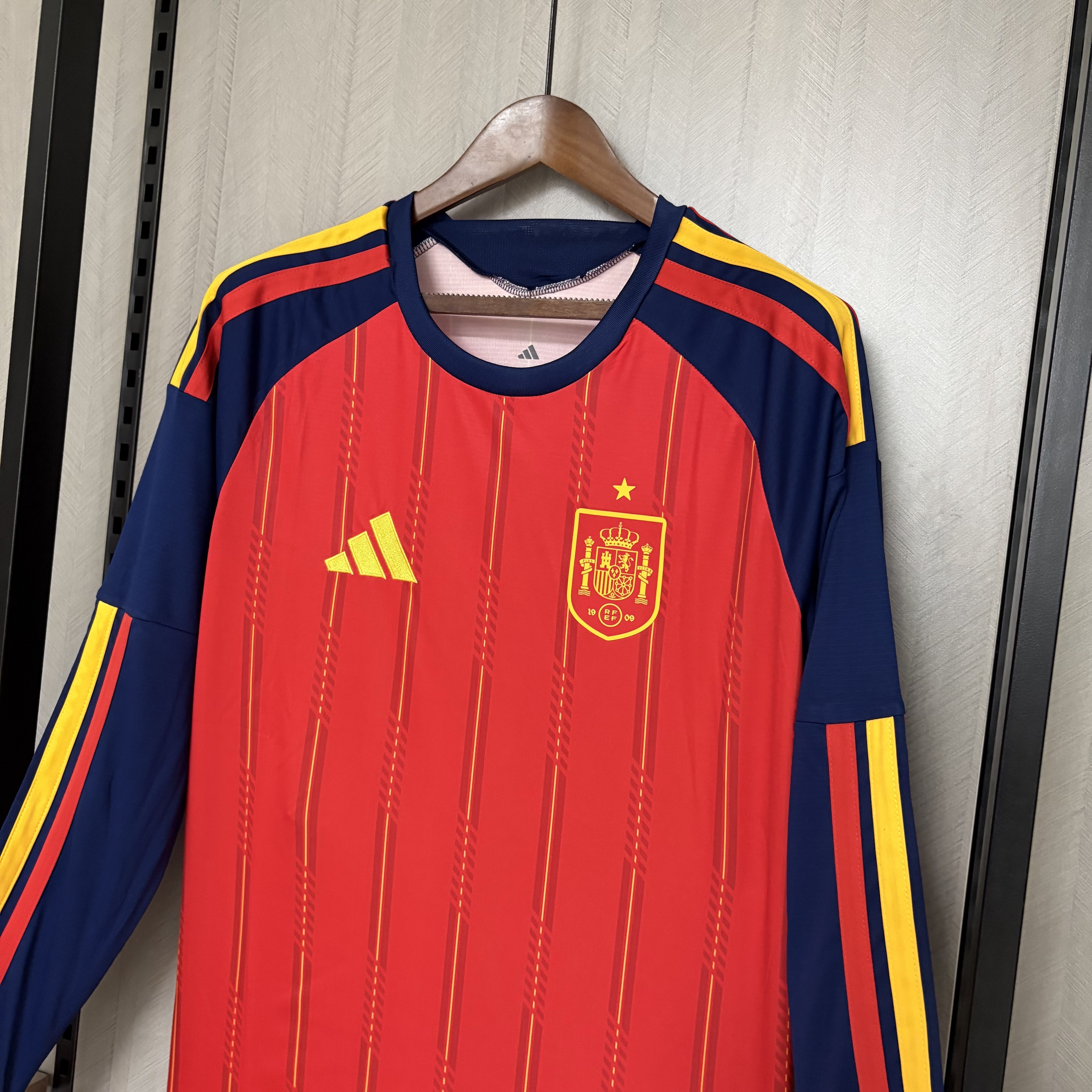 Camisola principal Espanha Mundial 2026 Manga comprida - Versão adepto 6