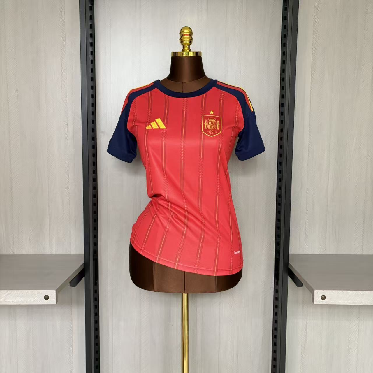 Camisola principal Espanha Mundial 2026 - Versão feminina 1