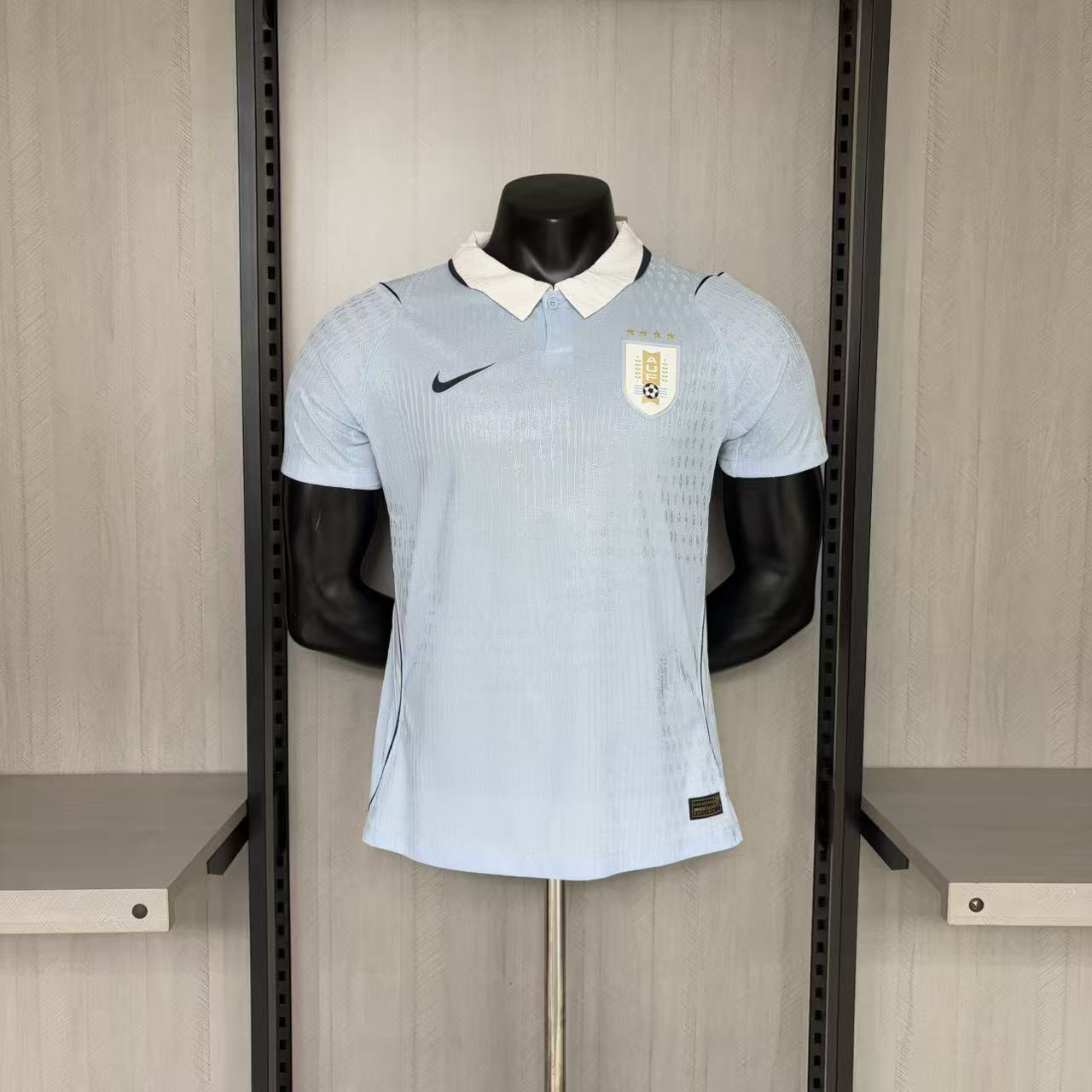 Camisola principal Uruguai Mundial 2026 - Versão jogador 1