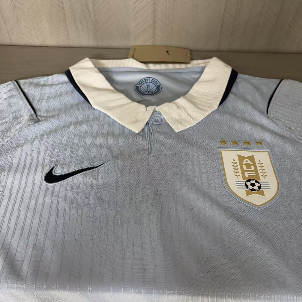 Camisola principal Uruguai Mundial 2026 Manga comprida - Versão jogador 5