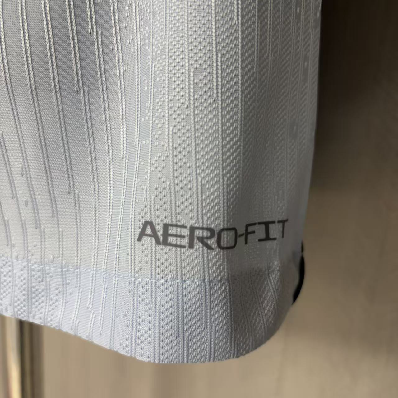 Camisola principal Uruguai Mundial 2026 Manga comprida - Versão jogador 11