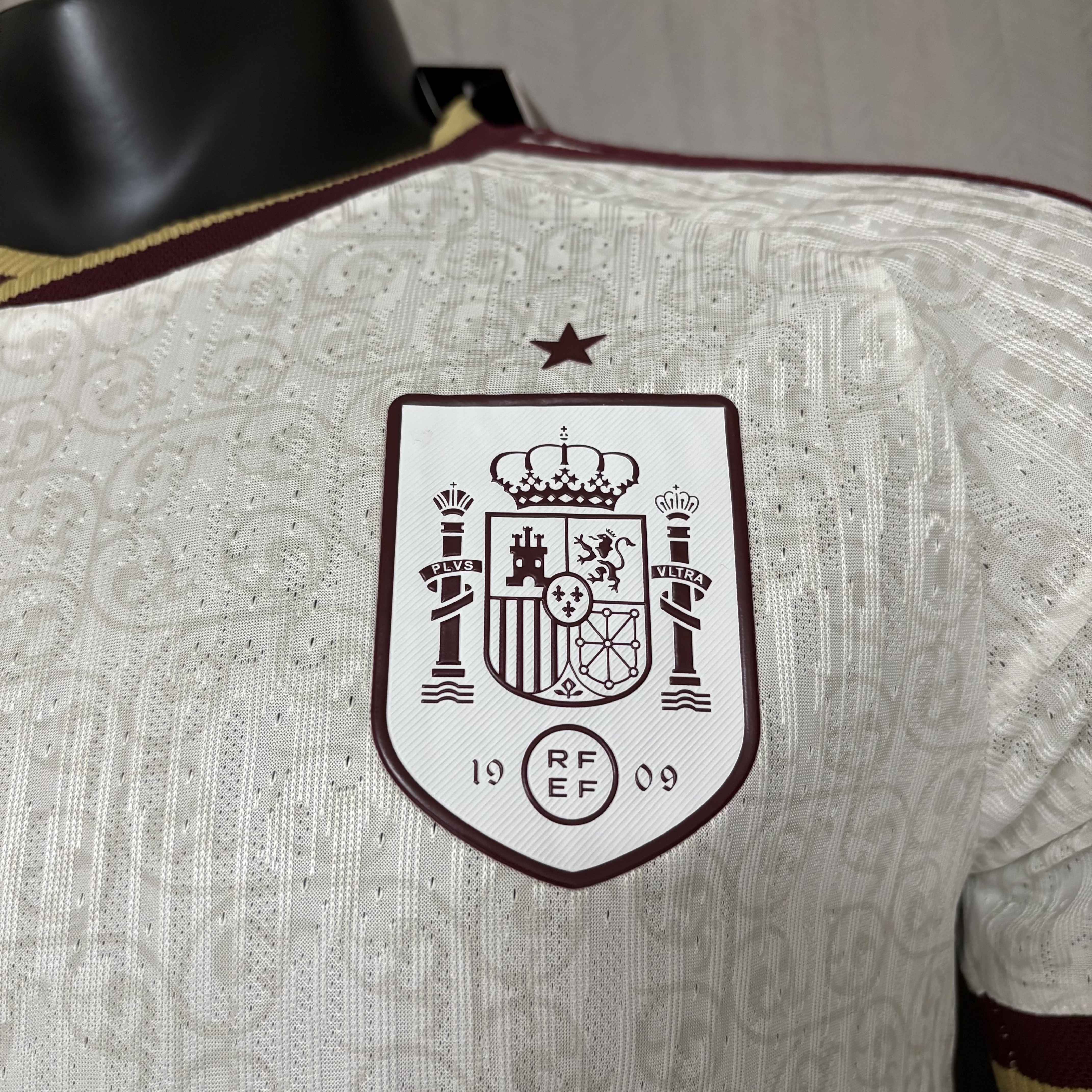 Camisola alternativa Espanha Mundial 2026 - Versão jogador 3
