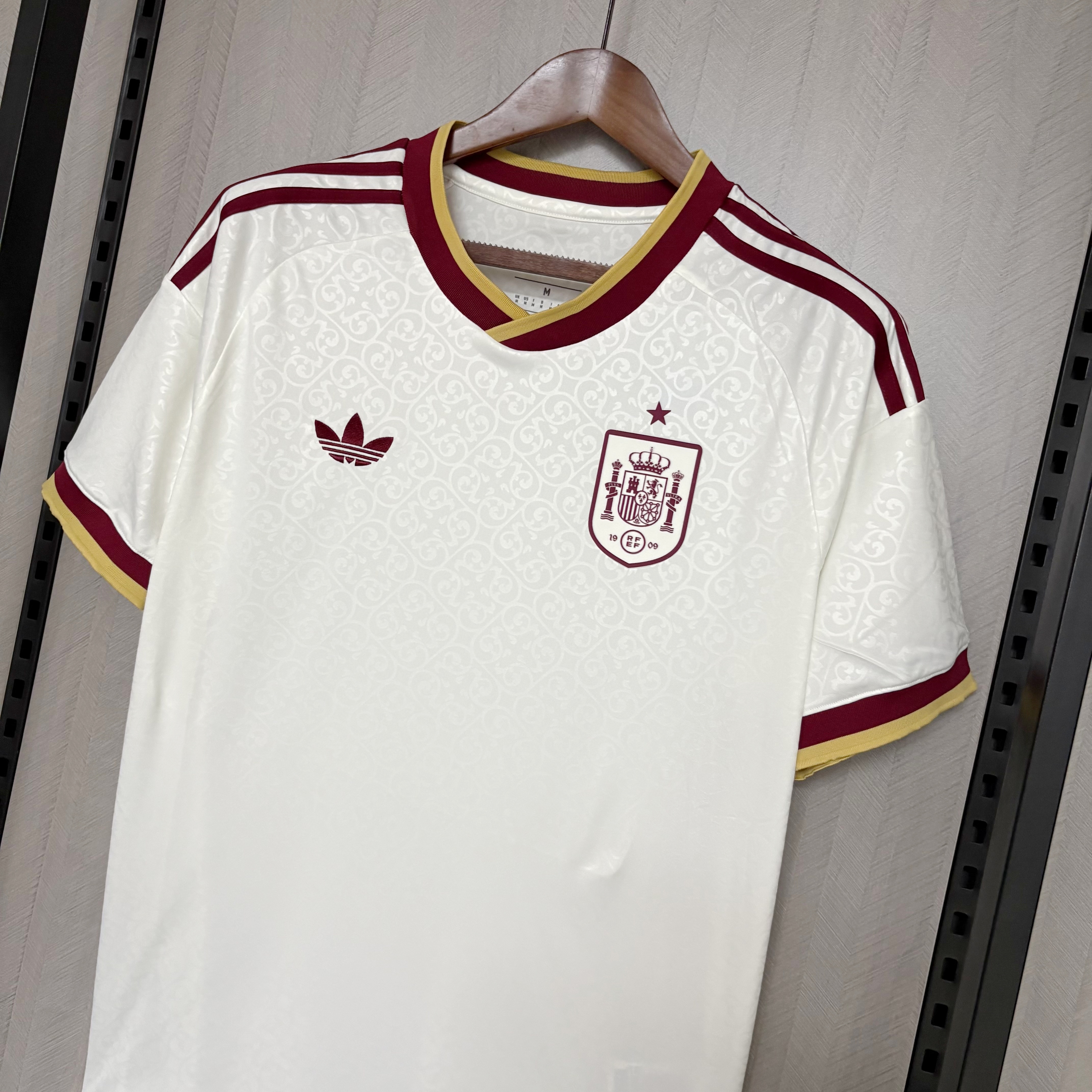 Camisola alternativa Espanha Mundial 2026 - Versão adepto 6