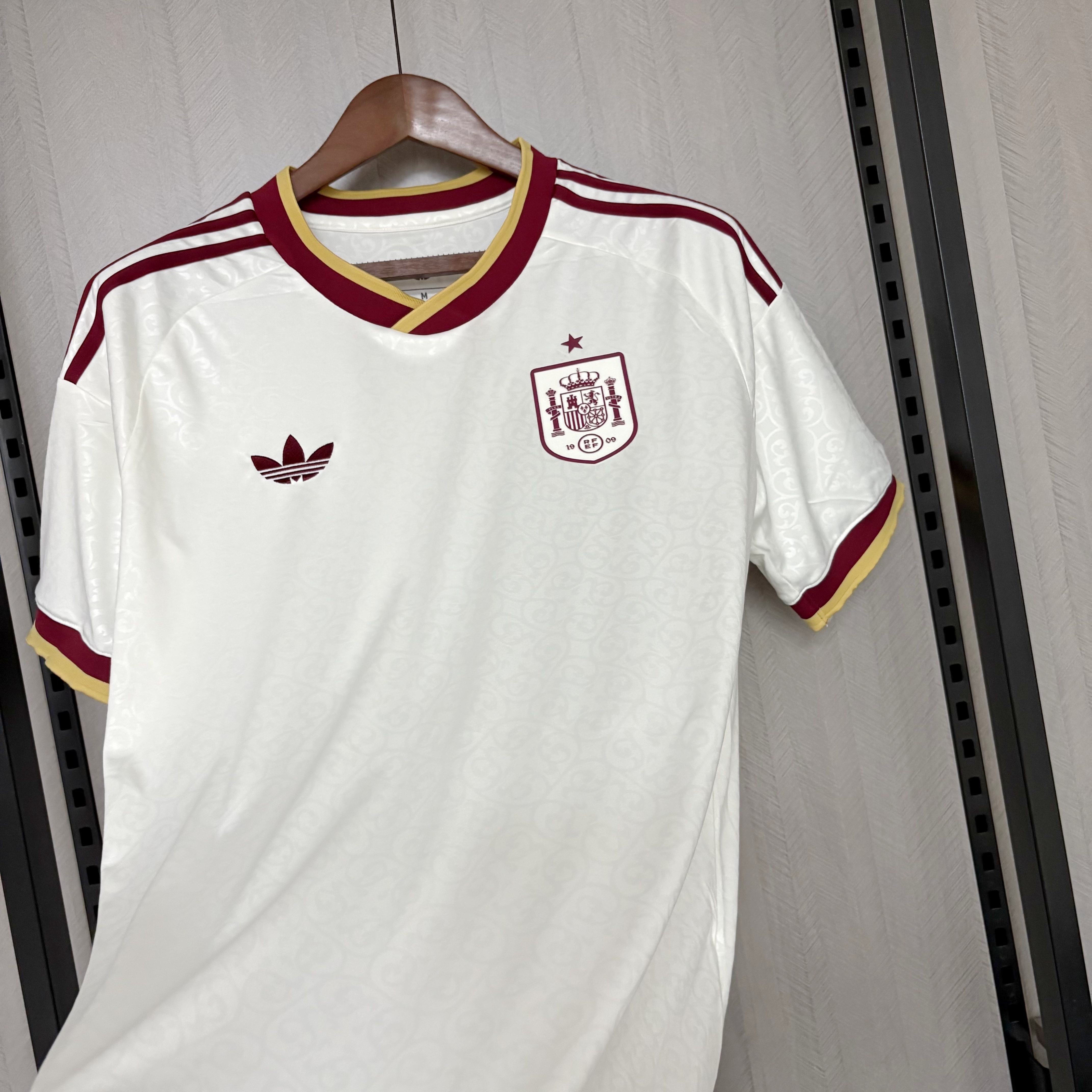 Camisola alternativa Espanha Mundial 2026 - Versão adepto 7